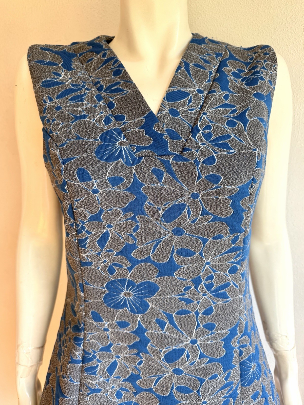 Vintage 1960s MOD DRESS Flower Power Print Mary Dobbs Pleated Hem Lucite Buckle