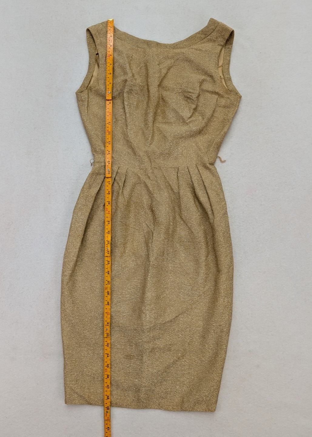 Vintage Women’s Dress Size S Metallic Gold Shimmer Party Cocktail Wiggle Sheath