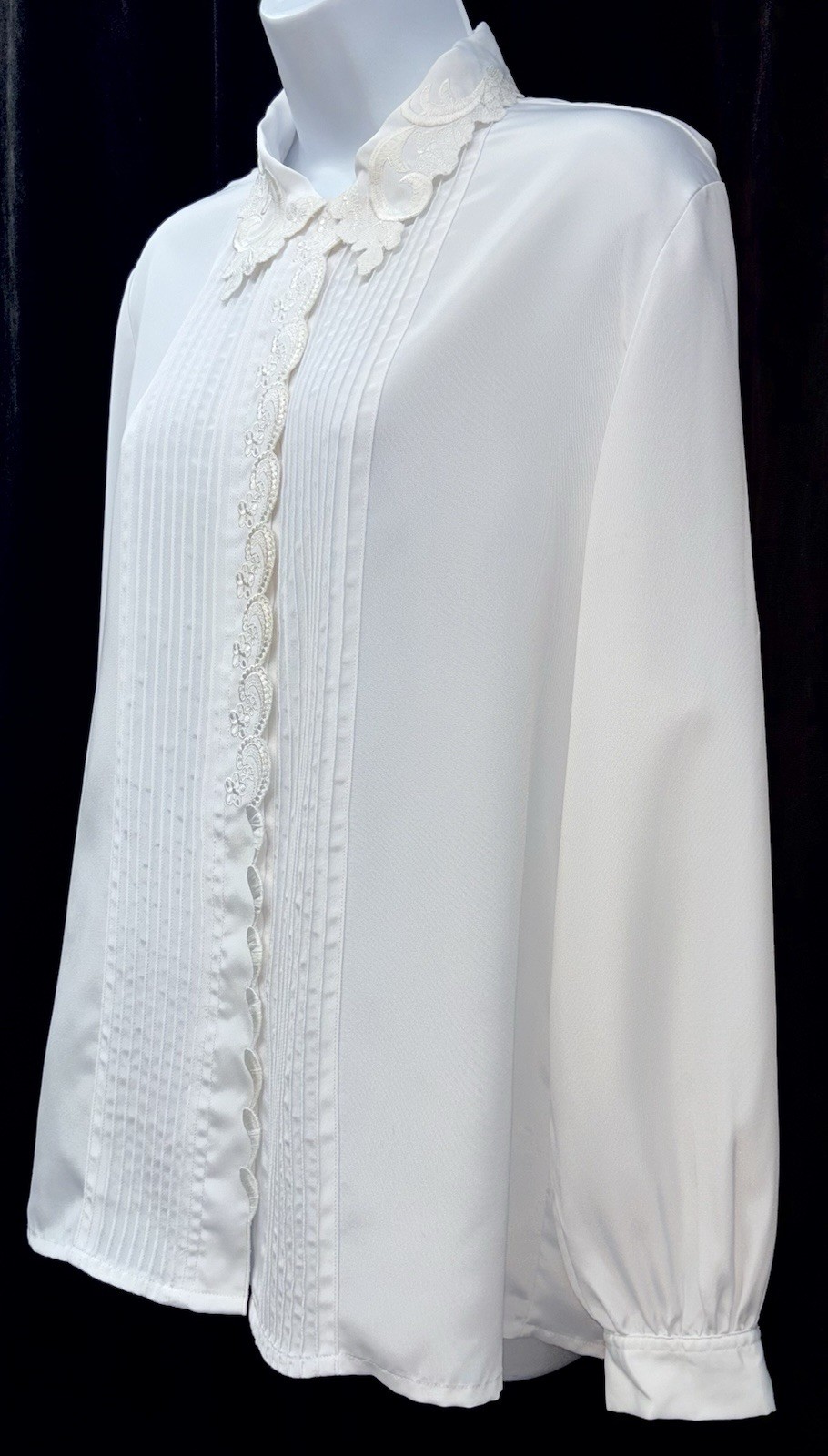 VTG Mariani Women Size 14 Button Up Embroidered Collar Long Sleeve Top Pin Tuck