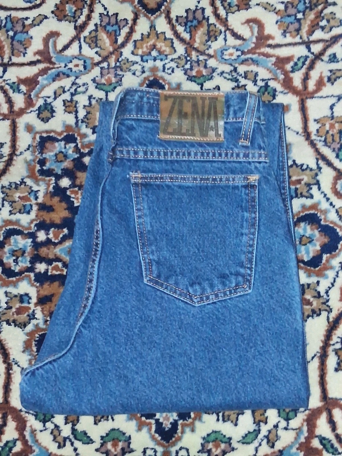 Zena Mom Jeans High Waisted Tapered Leg Medium Wash Blue Denim Womens 8 Vintage