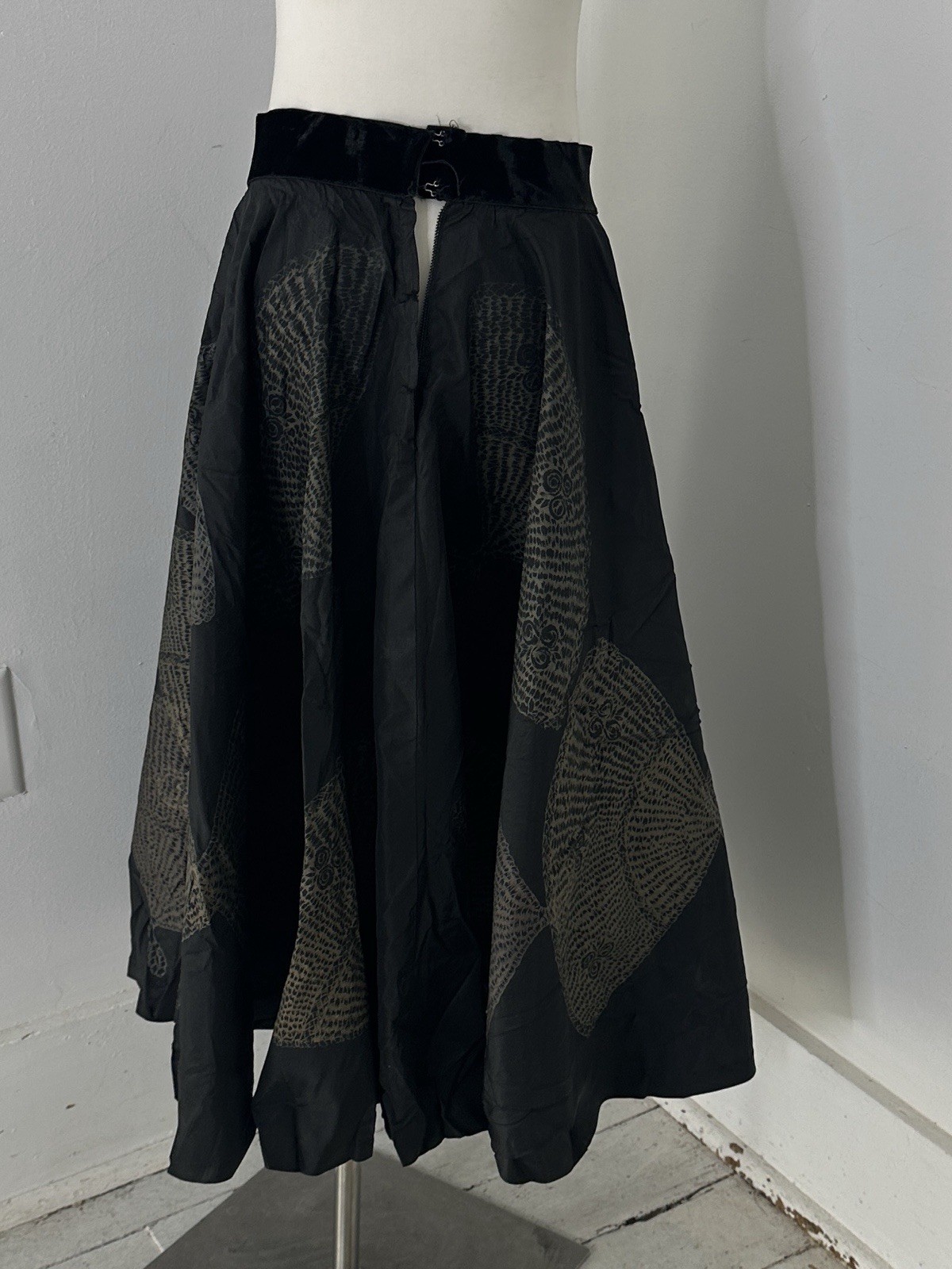 Antique Edwardian Era Rare Fan Print Circle Skirt