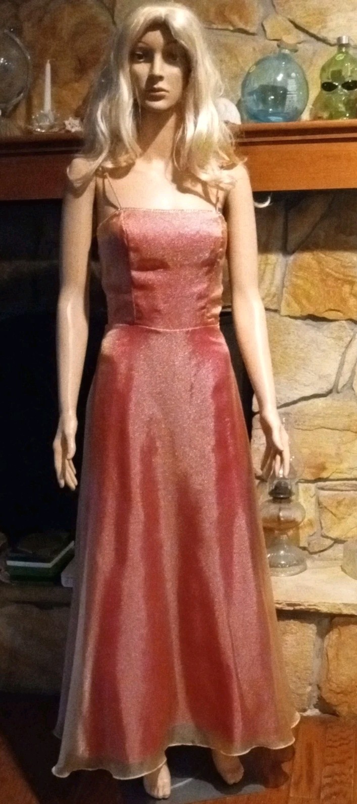 Roberta Coral with sparkles layered Party Formal Dress Size 3/4 C26″ W24″ Beaded