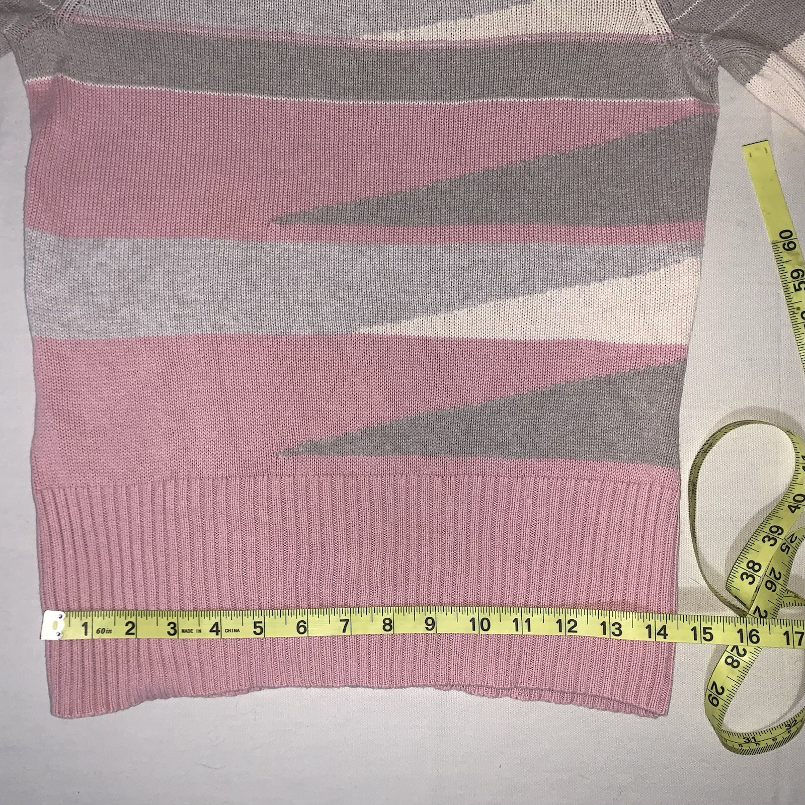 Liz And Co Vintage Sweater Women’s Pink Cream And Gray Striped Knit Small