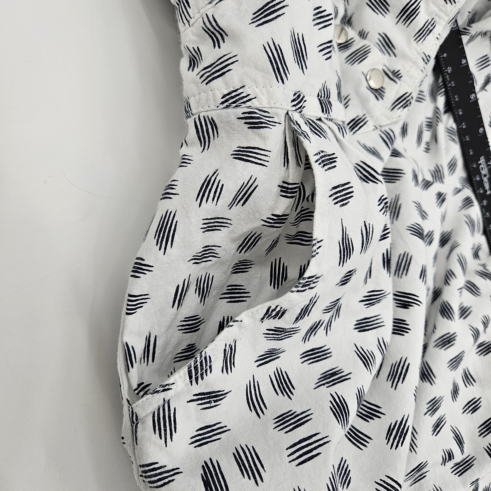 Vintage 80s FADS Cotton Jumpsuit Women’s size 9/10 White Print Shoulder Pads USA