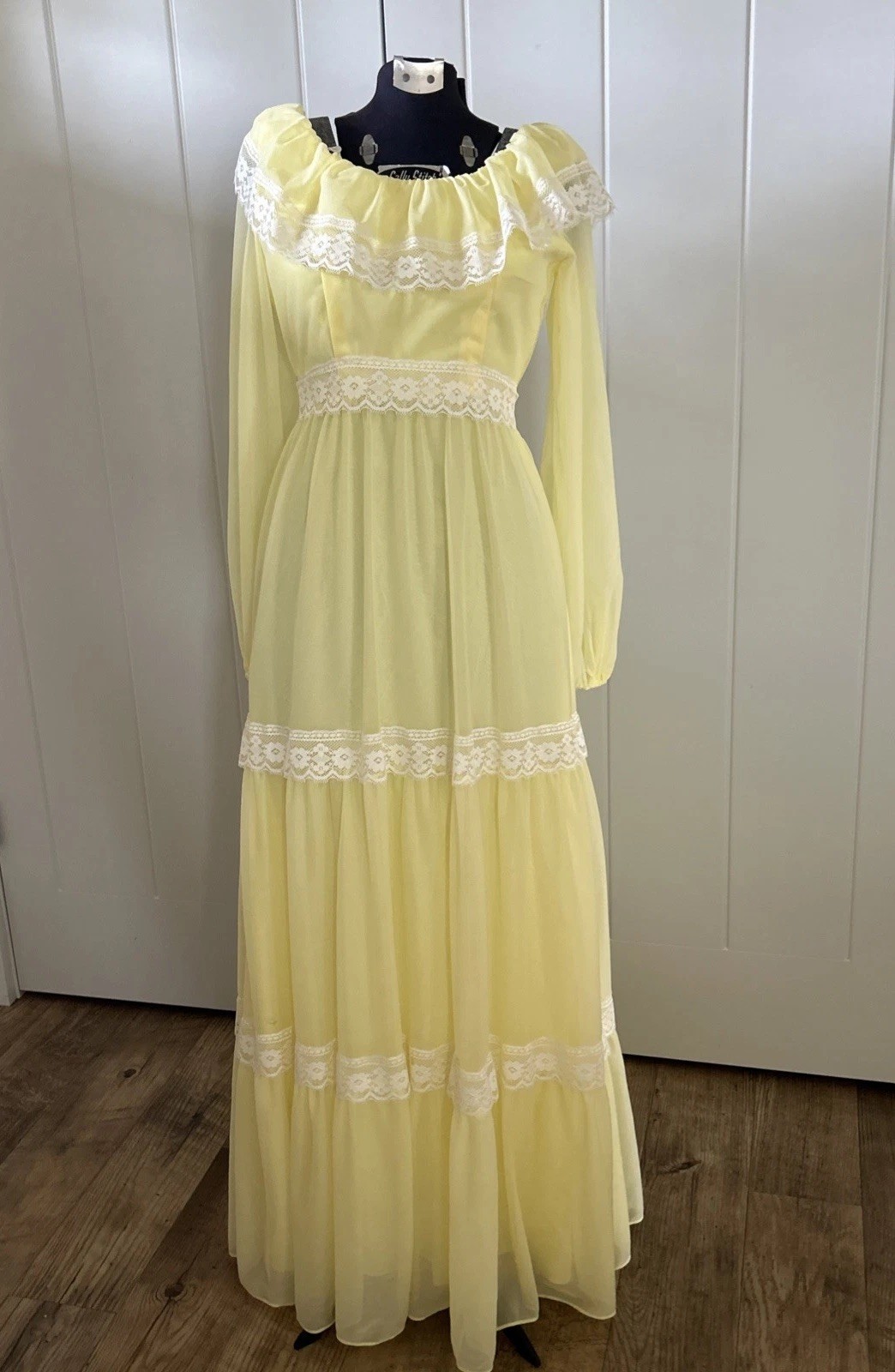 Vintage 1970’s Yellow Prairie Style Southern Belle Dress