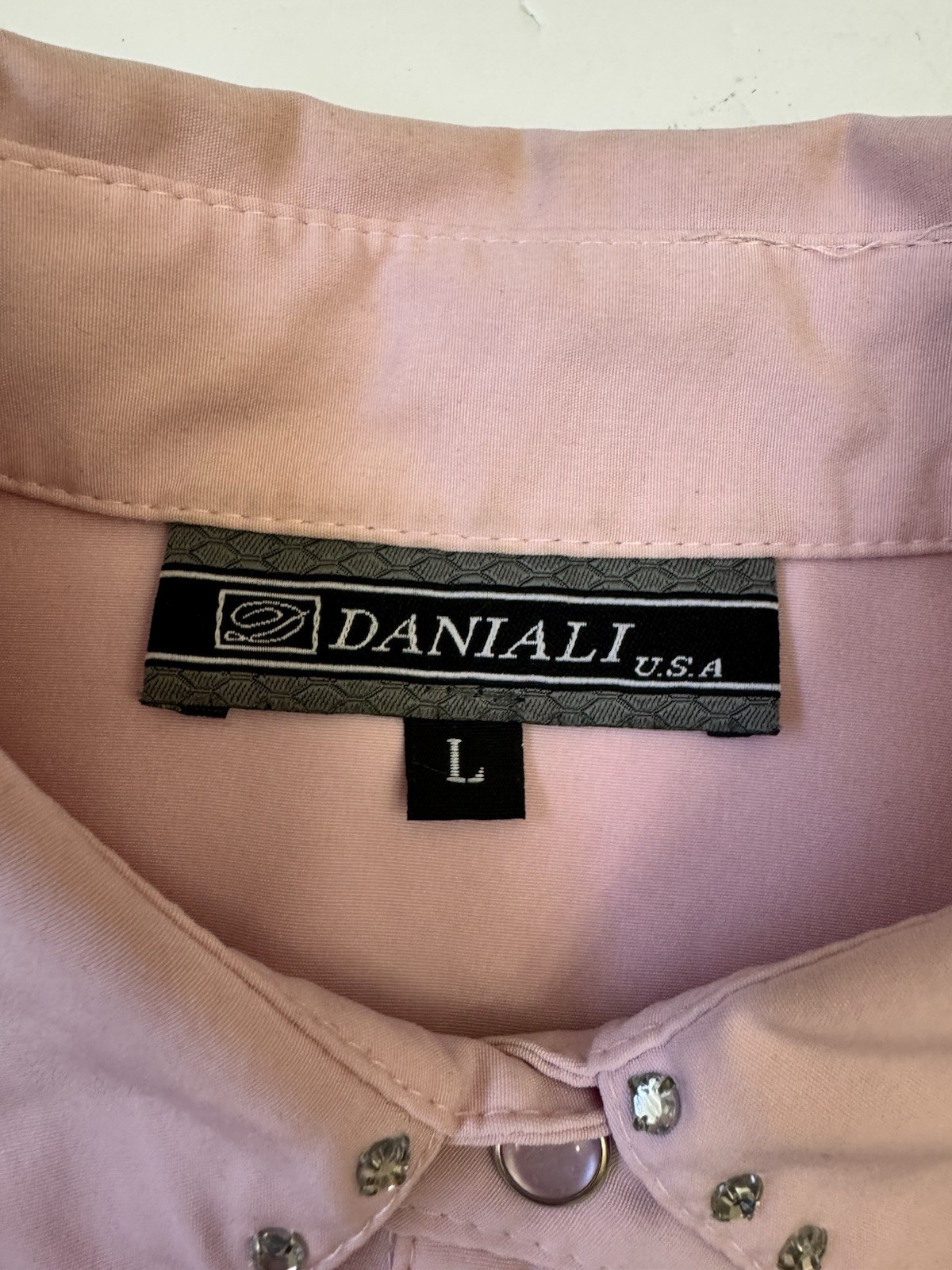 VTG Daniali USA Pink Western Rhinestone Shirt Women’s Large Snap Microfiber