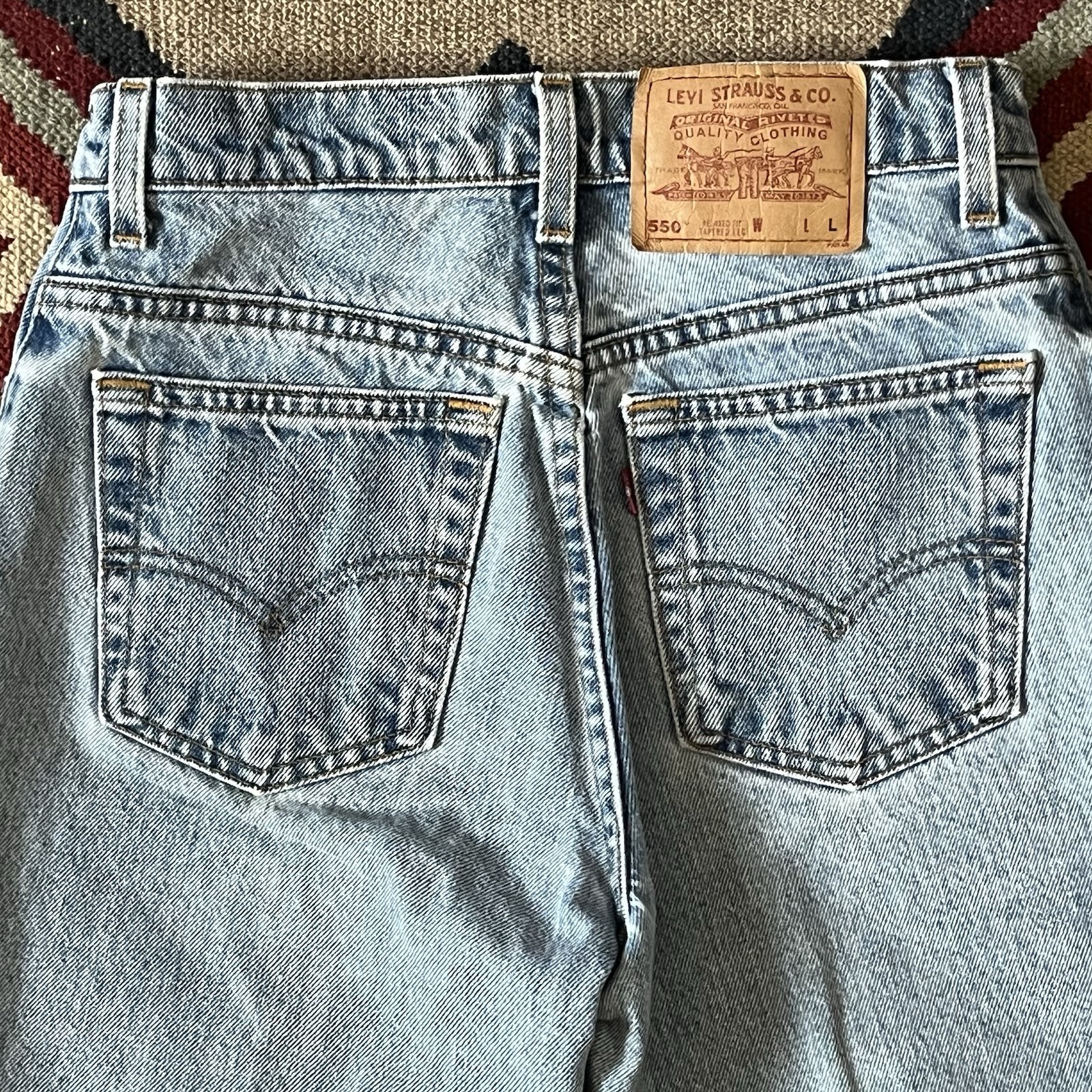 Vintage 90s Levi’s 550 Jeans Women’s 27×32 USA Made Relaxed Tapered Leg