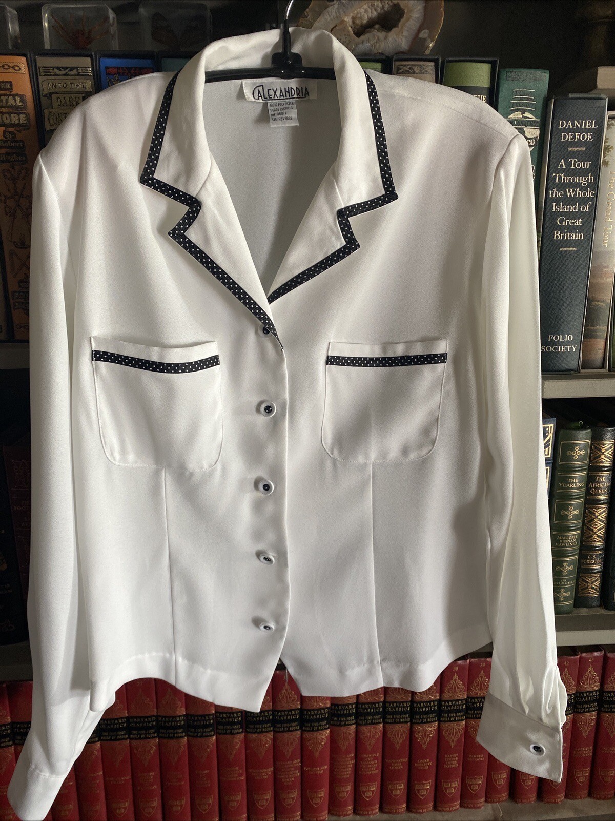 Vintage Alexandria Womens Sz 10 Long Sleeve Blouse White Button Black Accents