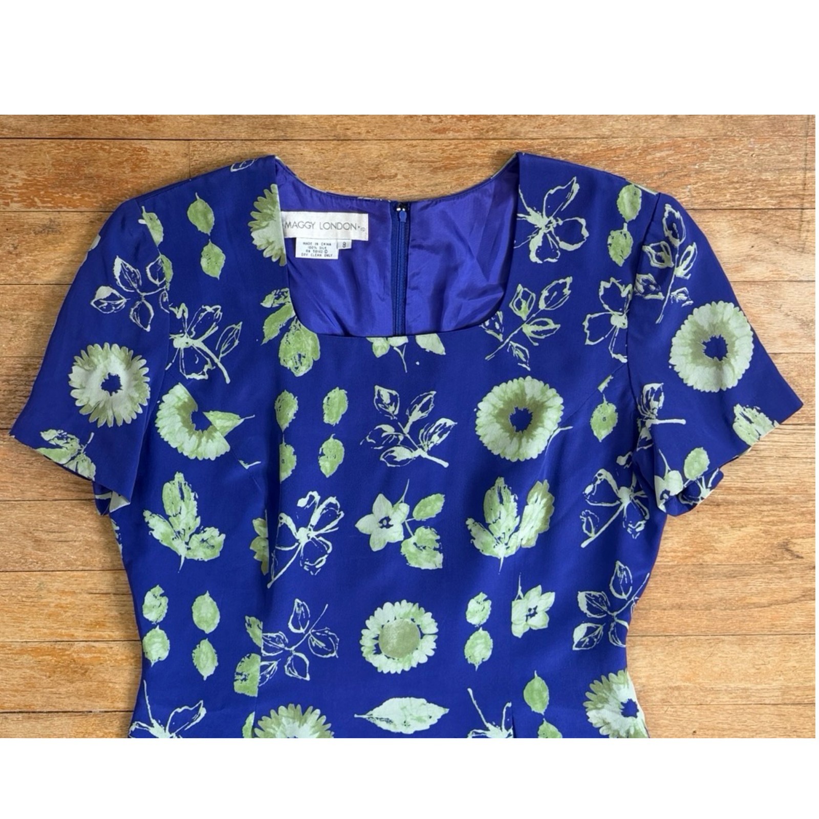 Vintage Silk Floral Sheath Dress Size Medium 90s Maggy London Indigo/Green Frock