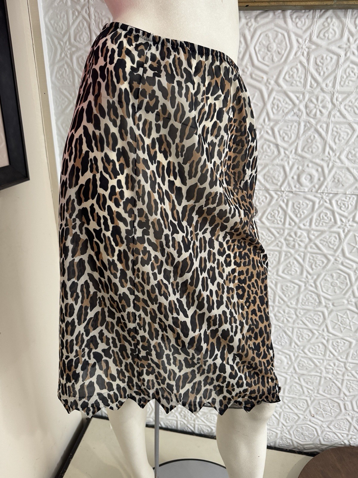 Vintage Vanity Fair Leopard print zig zag hem slip skirt animal kitty midcentury