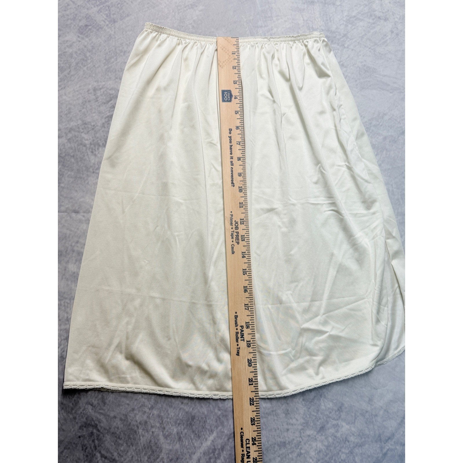 Vintage Cream Half Slip sz S Lace Trim Elastic Waist Lingerie Undergarment Skirt