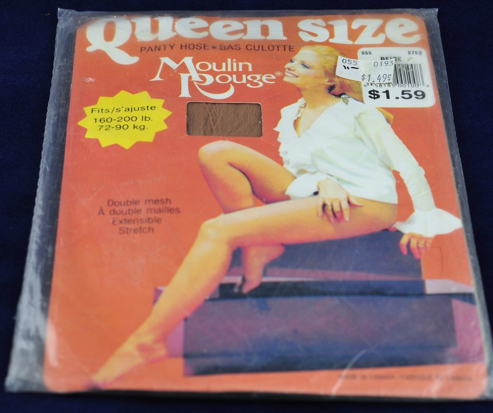 🌟Vintage Pantyhose w/MODEL Queen Size~Beige Color~Moulin Rouge Canada
