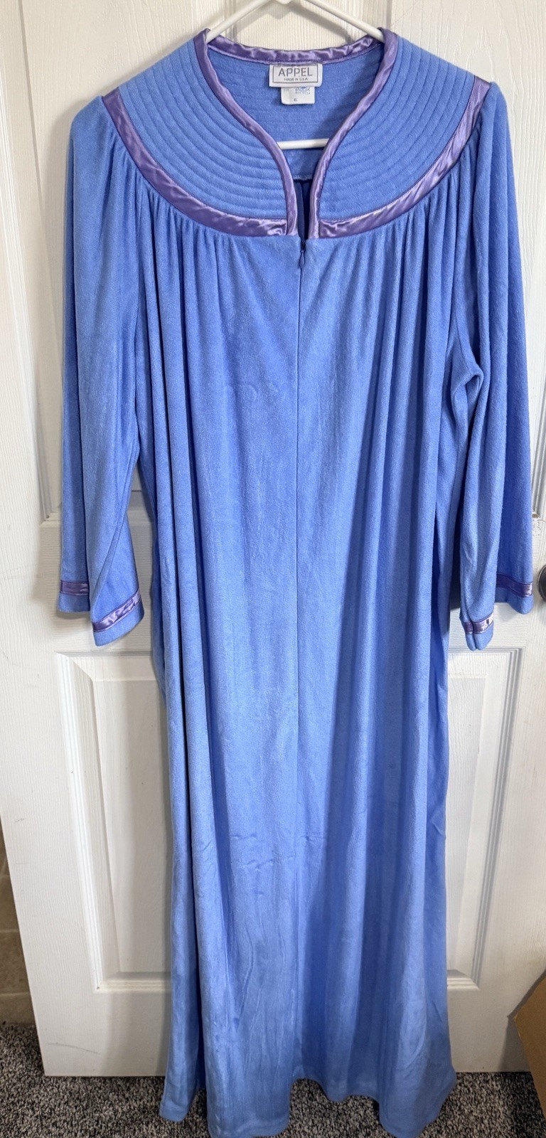 Vintage 80s Appel Baby Blue Velour Robe housecoat XL Cottage Grannycore USA