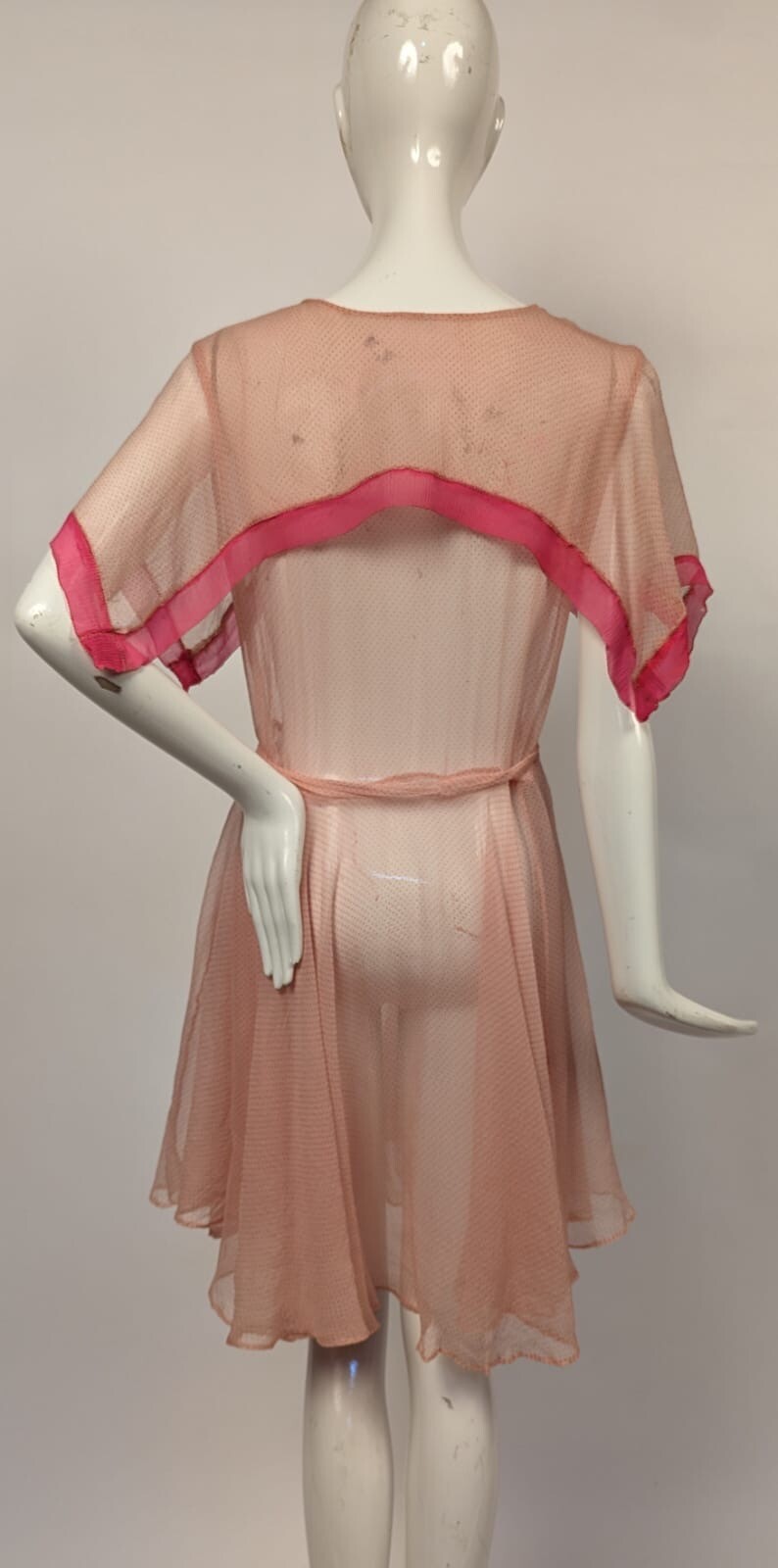 STORYBOOK SWEET 1930’S PINK POLKA DOT SILK CHIFFON SHORT DRESS W CAPE COLLAR