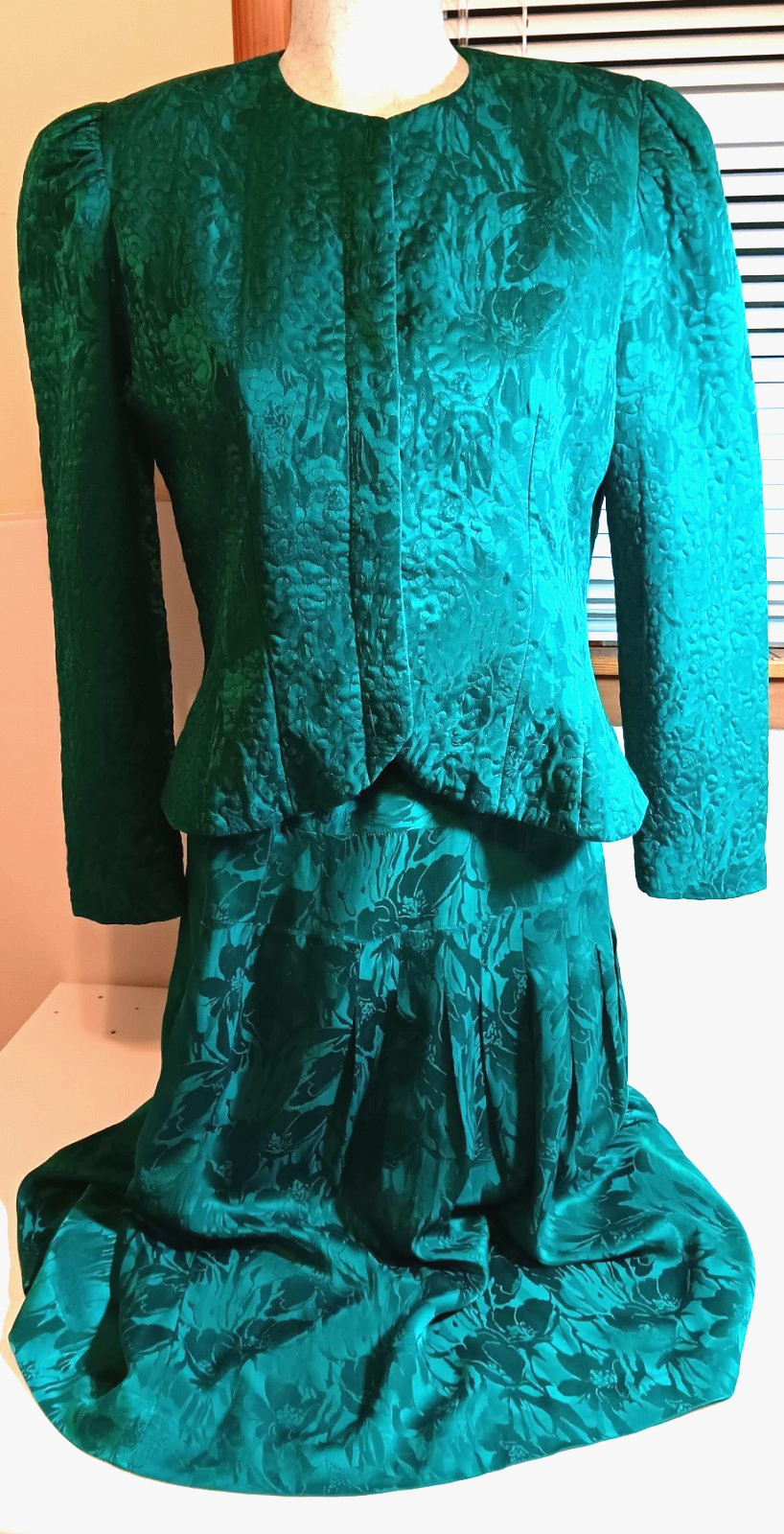 Vtg Adrianna Papell Silk Brocade Suit, Skirt, Jacket, Petticoat Lined, Emerald 8