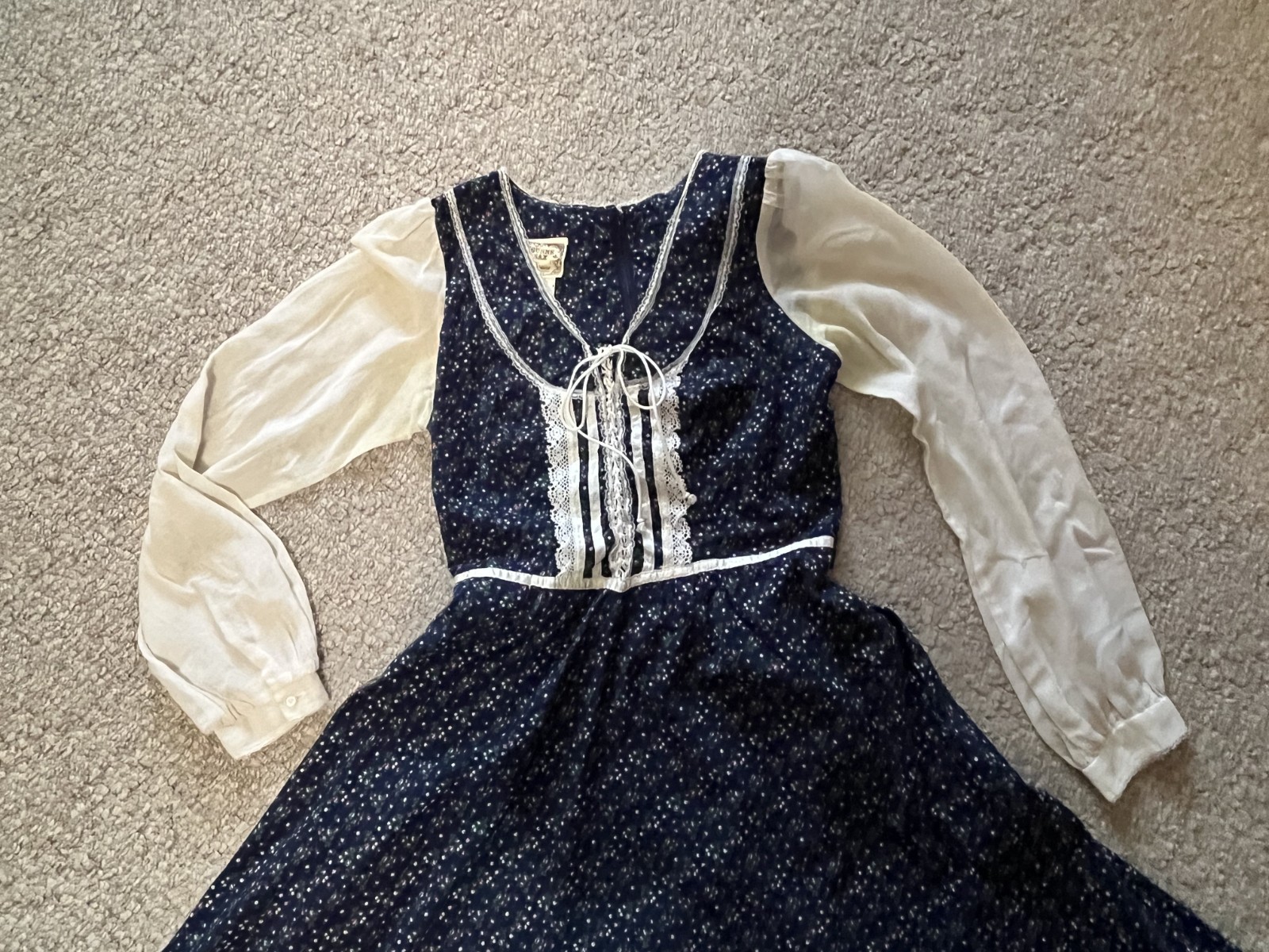 Gunne Sax 1970s Blue Prairie Dress Lace Trim Long Sleeve Vintage