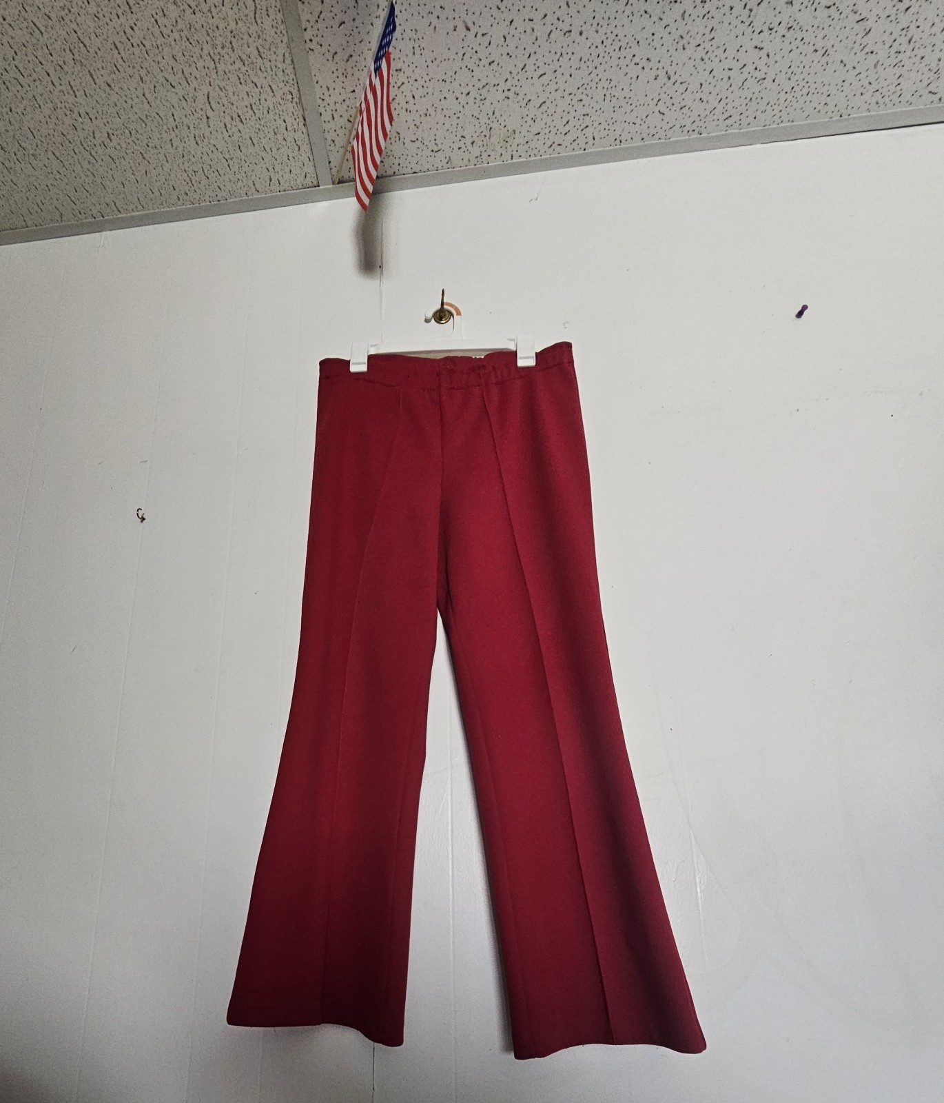 VNT Queens-Way To Fashion 37″ Elastic Waistband RED Slacks