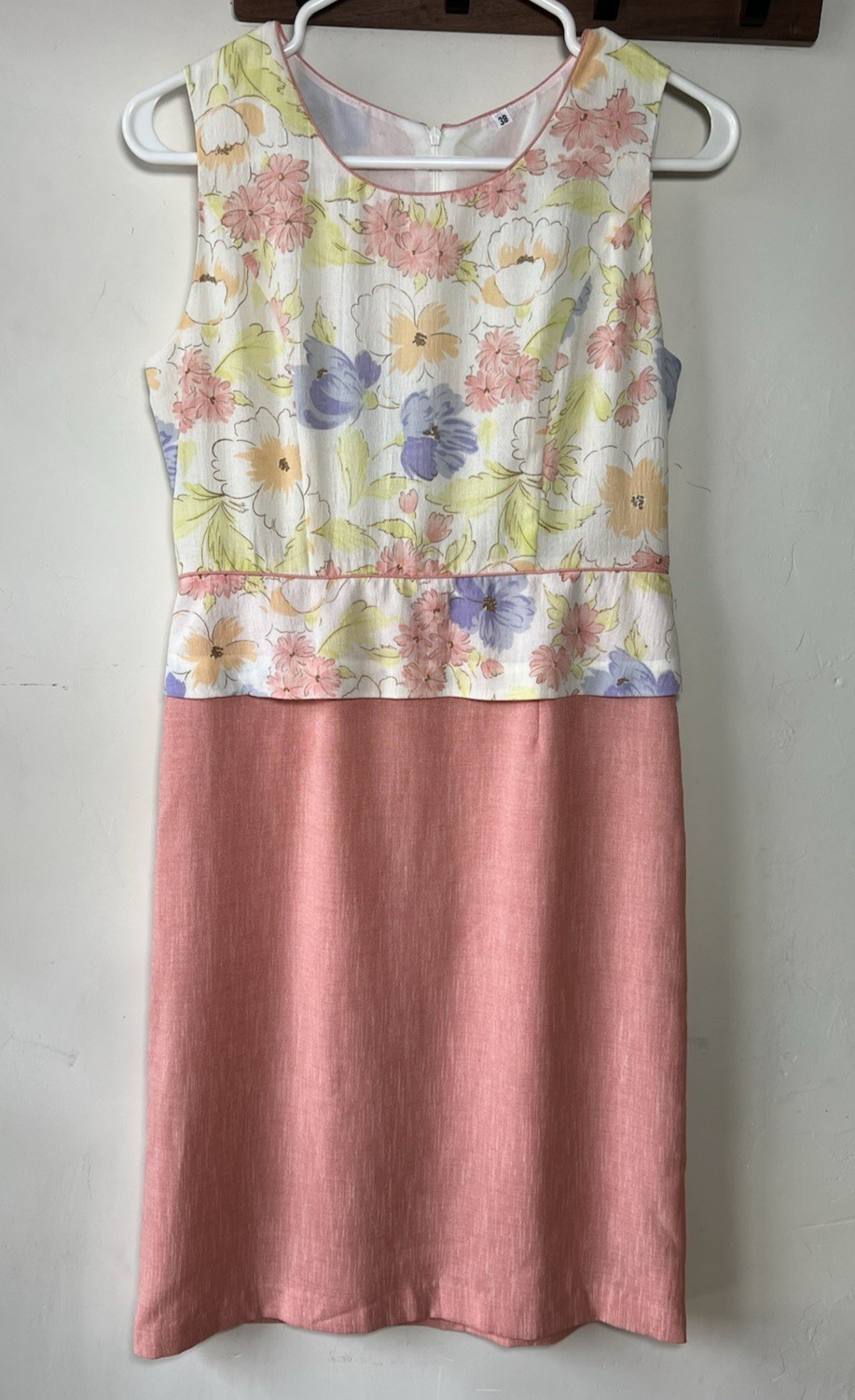 Vintage Floral Two Toned Sheath Dress Pink White Yellow Purple Women’s Size 38