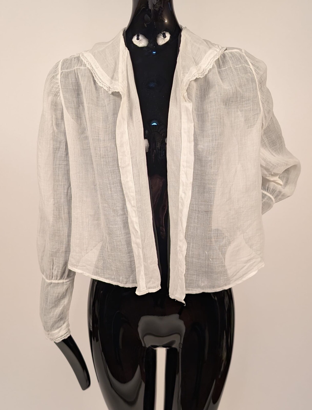 EDWARDIAN WHITE MUSLIN BLOUSE SHIRT W LACE TRIMMED COLLAR