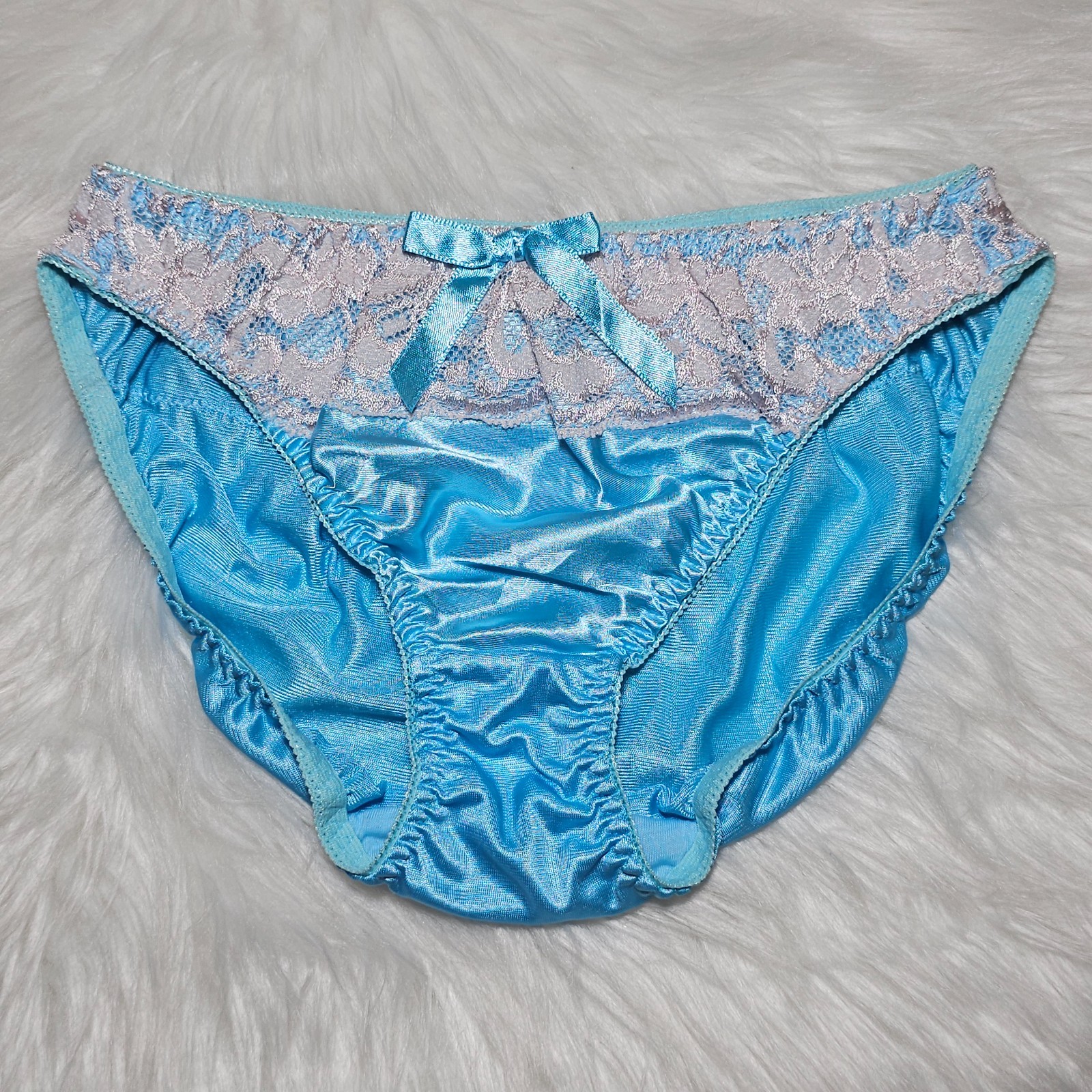 VTG Nylon Satin Panty Silky Blue Bikini Sissy Lace Brief Size Small Hip 32-36″