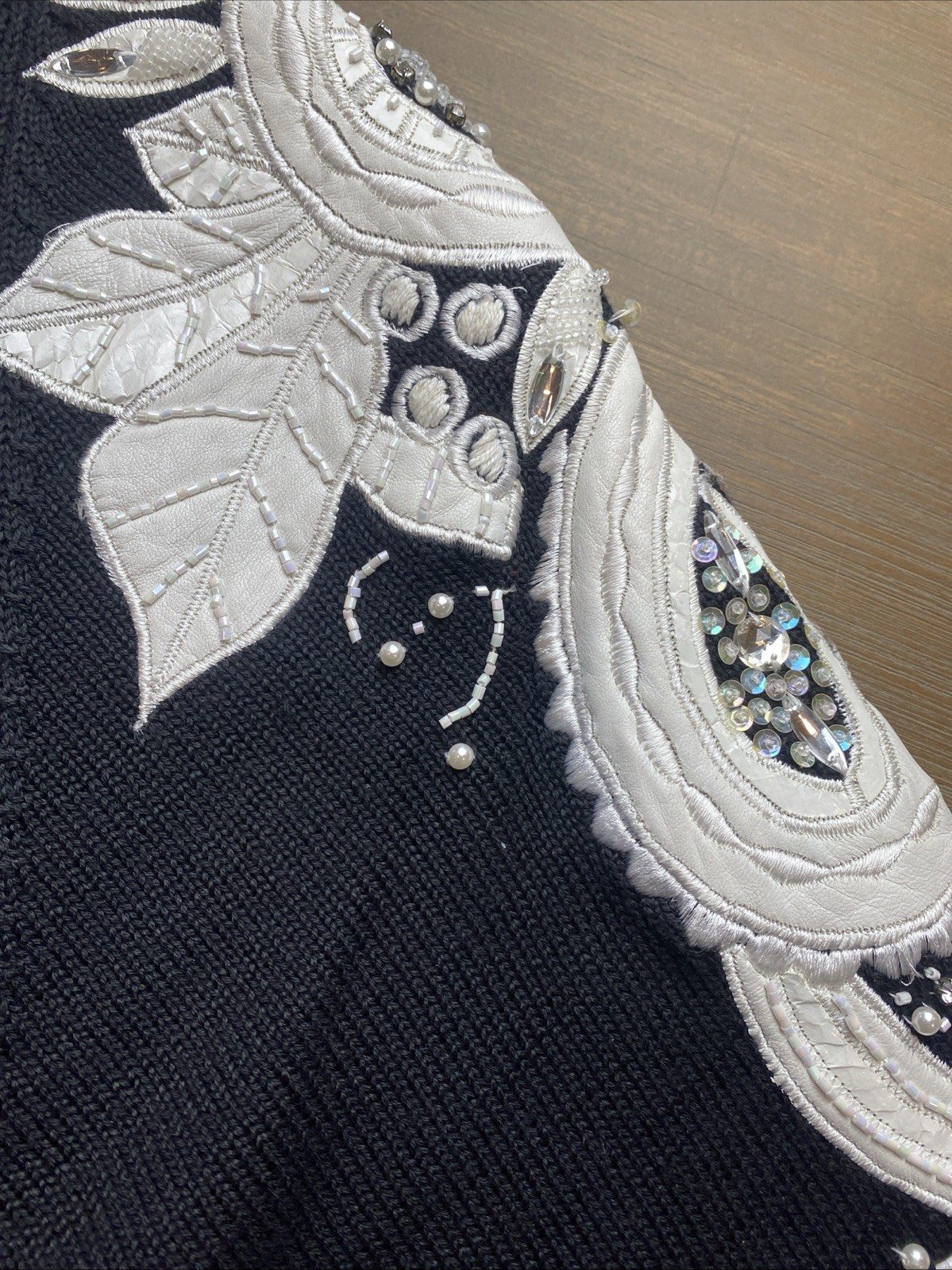Vtg Erez Womens Blk/White Sweater Holiday Old Money Leather & Snake Skin sz S