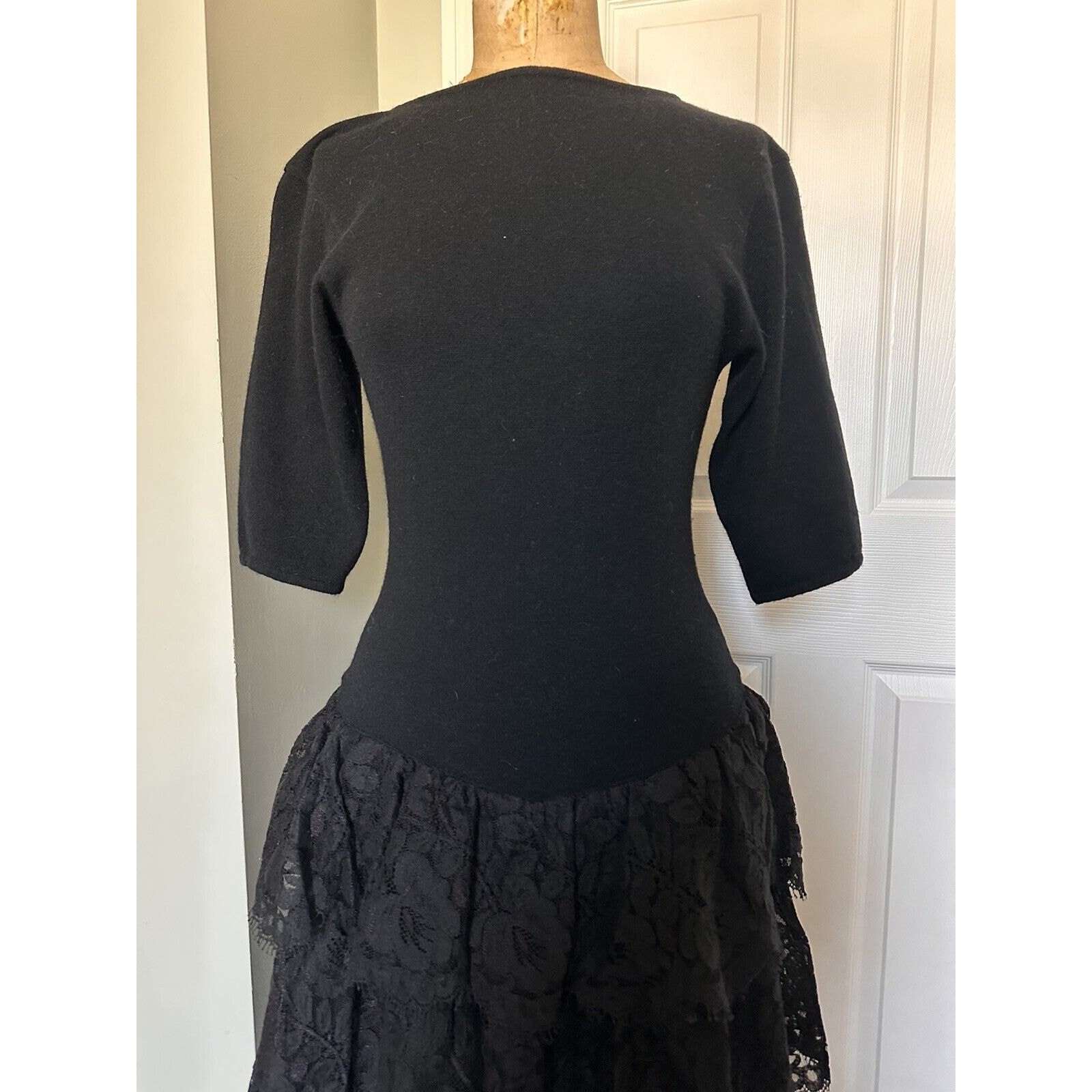 Vintage Adrienne Vittadini Sweater Dress Lace Ruffles Layered Wool Black Sz M