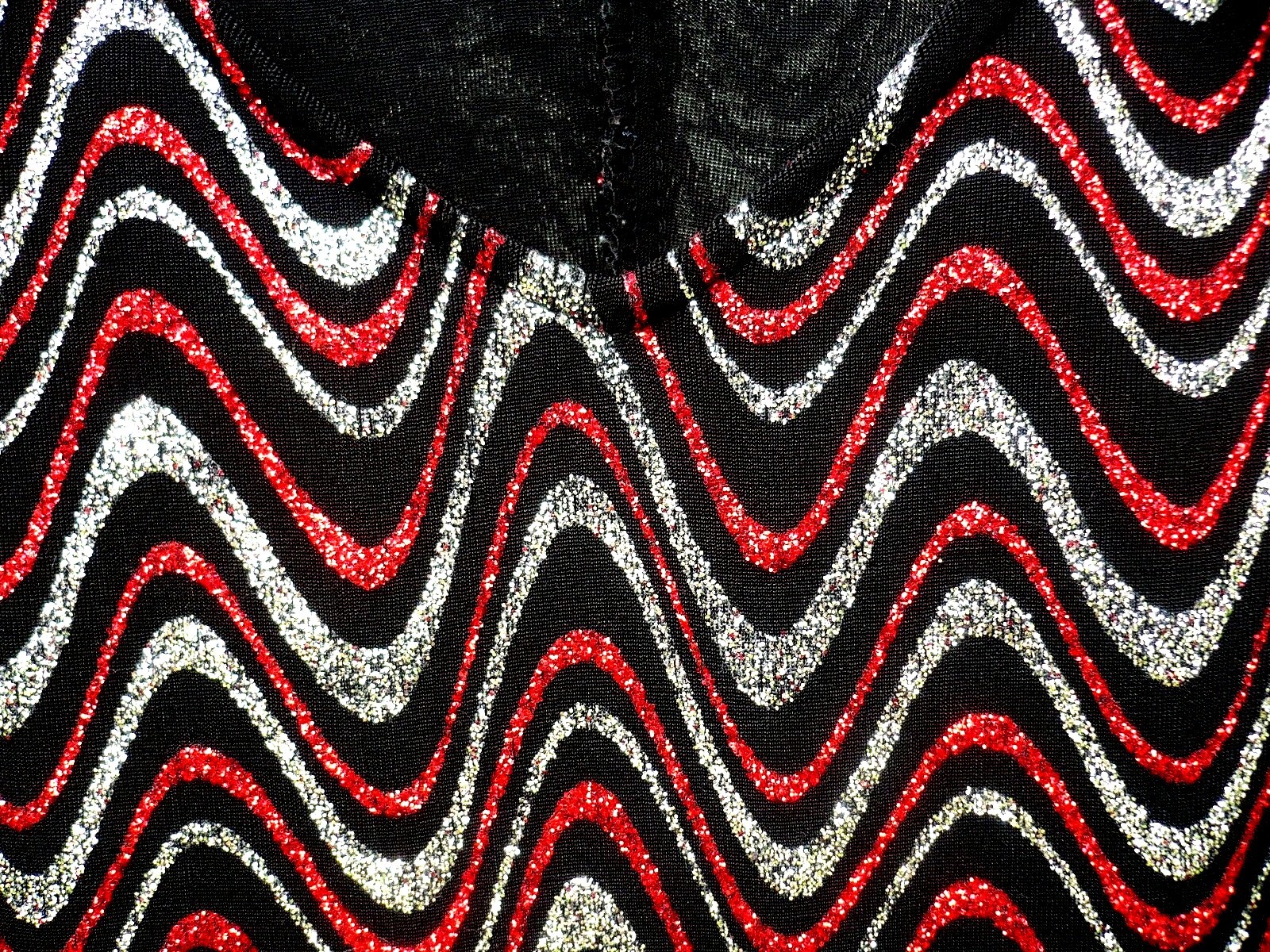 VTG DRESSBARN M RED SILVER SPARKLE EVENING SPIRAL WAVE STRETCH TOP BLOUSE WOMEN