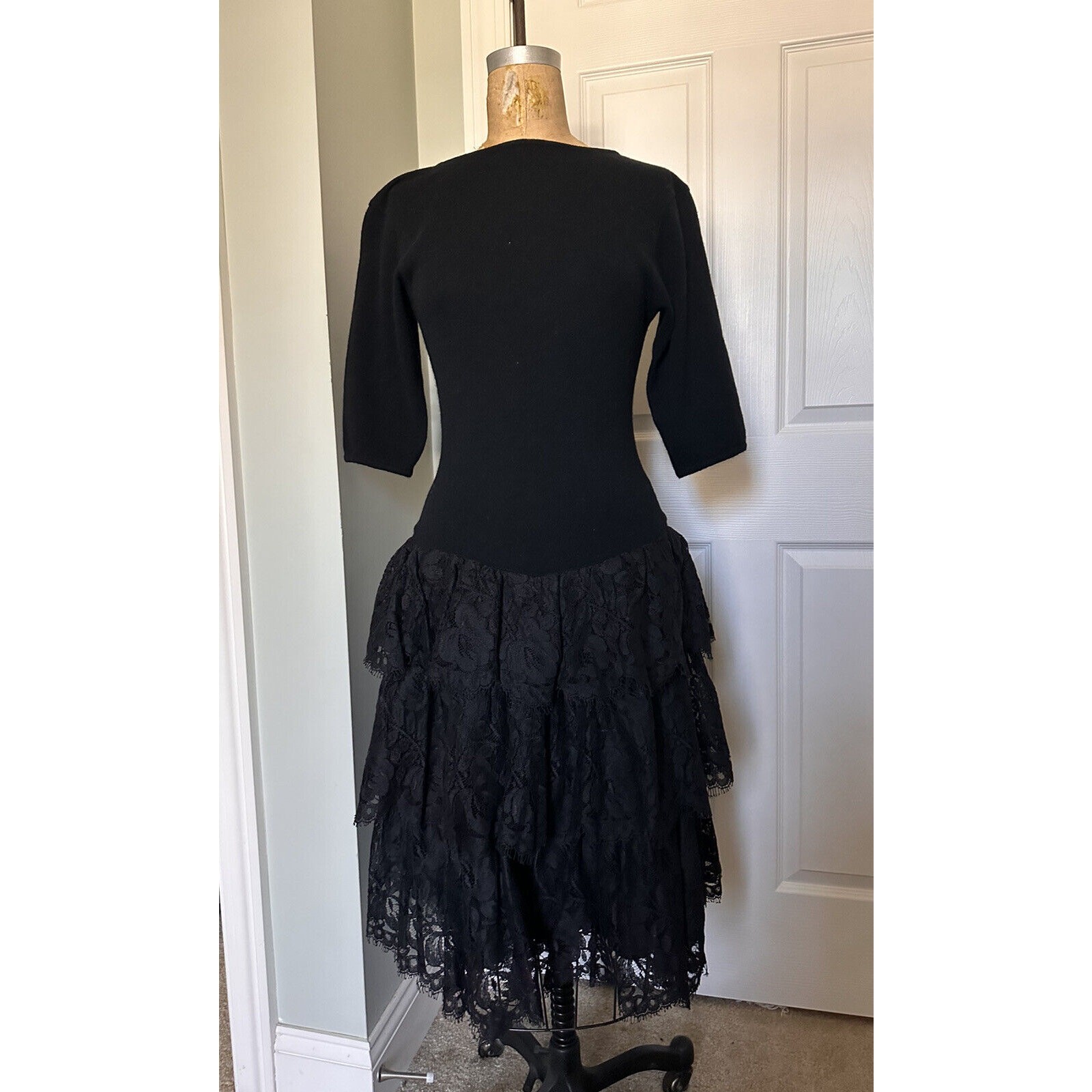 Vintage Adrienne Vittadini Sweater Dress Lace Ruffles Layered Wool Black Sz M