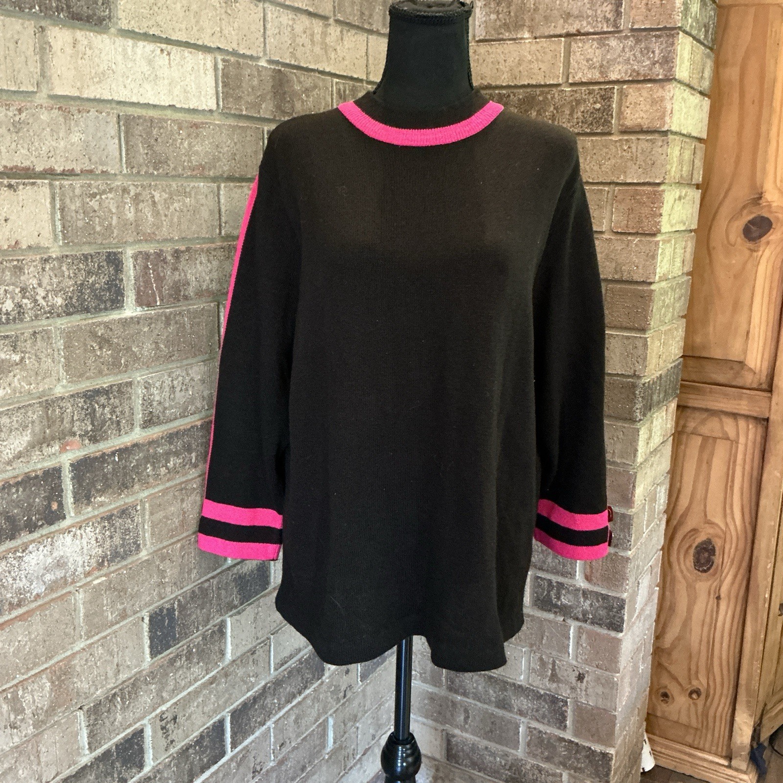 80s VTG Laura by Alyzia Knit Sweater Size 16 Black Pink Stripe USA Made #13E5