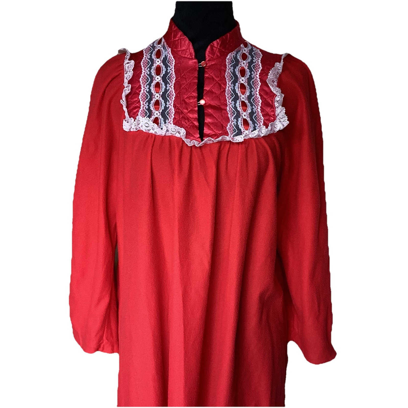Time Star VTG 90s Women Med Long Sleeve Lace Quilted Red Maxi Night Gown Granny