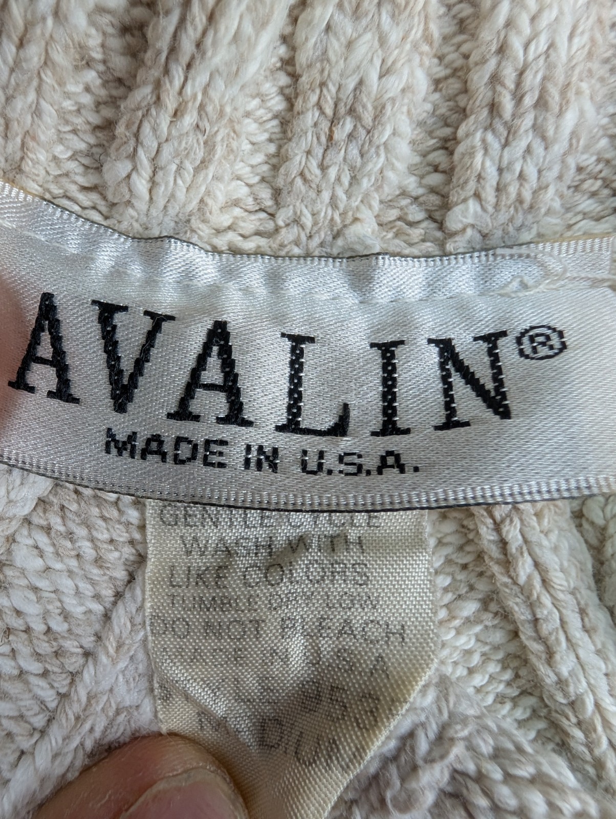 VTG Avalin Sweater Women’s M Beige Heavy Ribbed Turtle Neck Long Sleeve USA