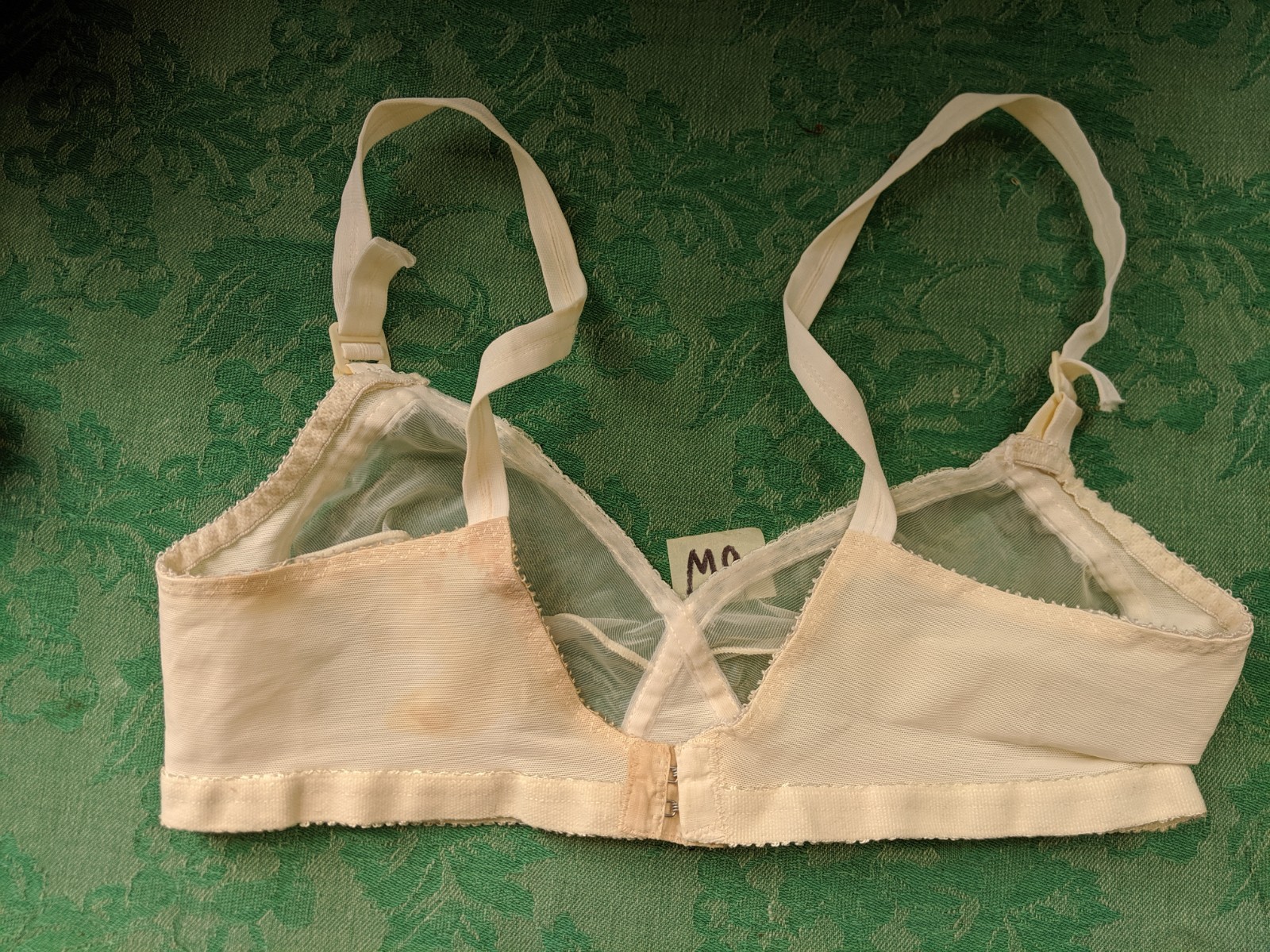 Vintage women’s bra cream Bestform 34 C 1960′ 70’s