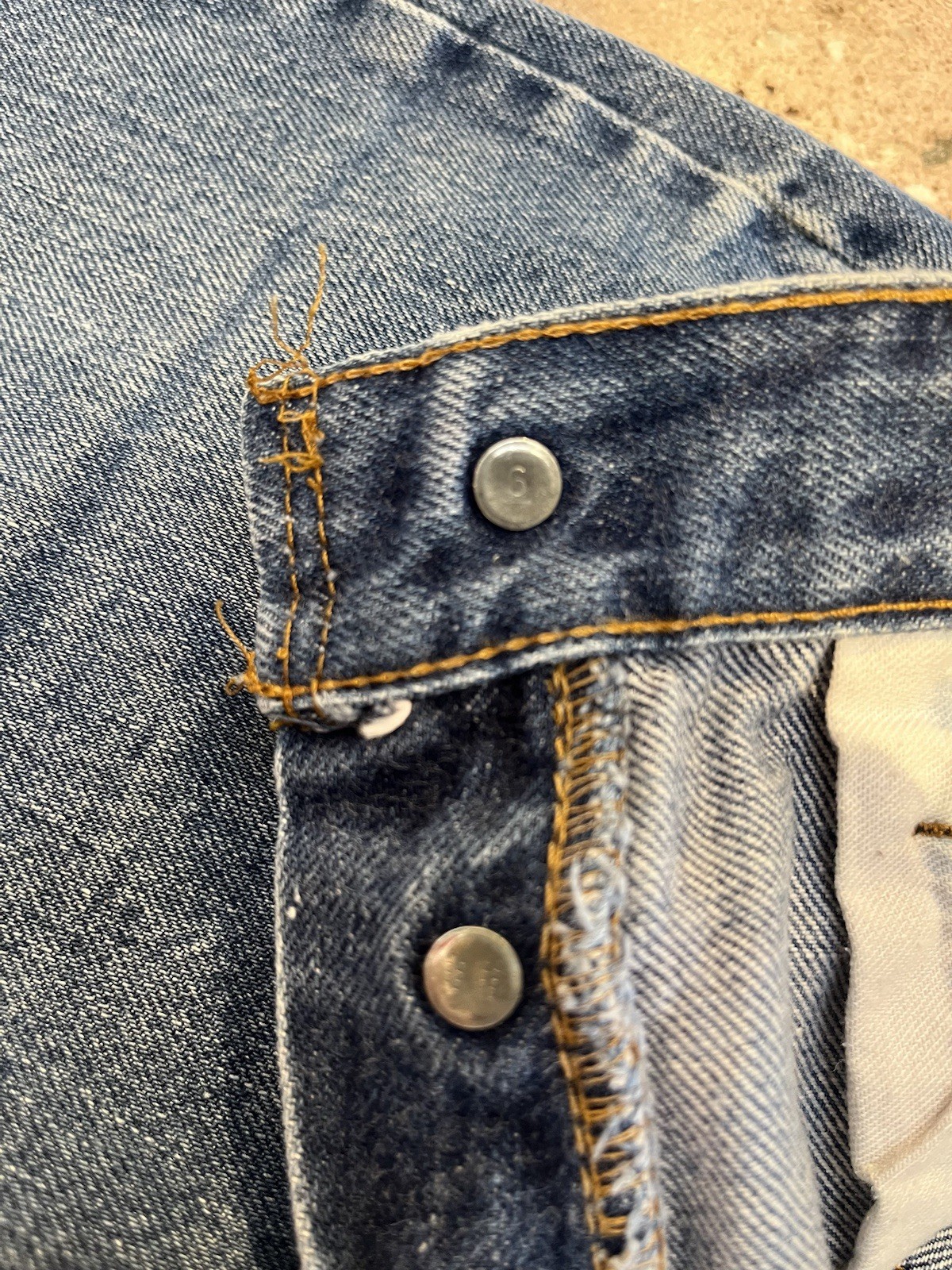 Vintage 1980s Levi’s 501 SELVEDGE jeans Denim 25 Waist