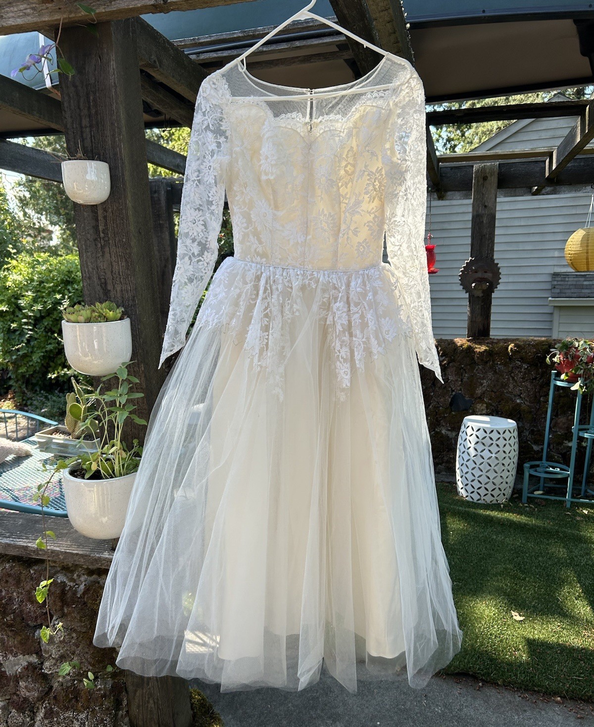 1950s Tea Length Wedding Dress w/ Vintage Tulle & Lace Bridal Cupcake Romantic S