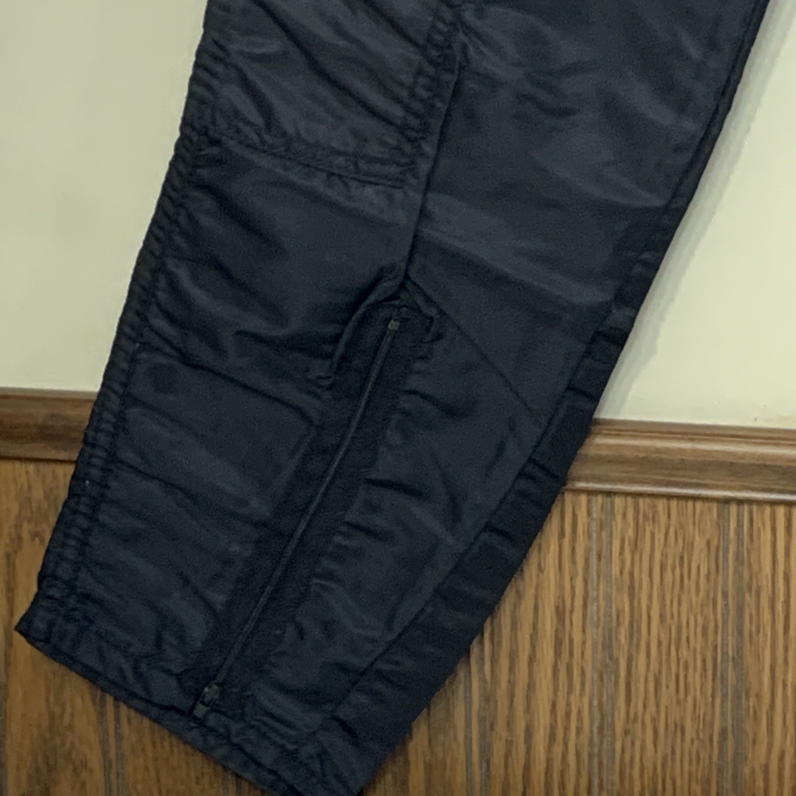 Iconic 80’s Black Parachute Pants Nylon Cargo 6 Pockets Zip Leg Size 7-8