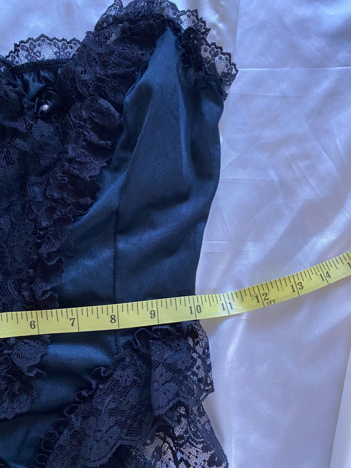 Vintage 1980s Black Lace Ruffle Frilly Sexy Cami XS Romantic