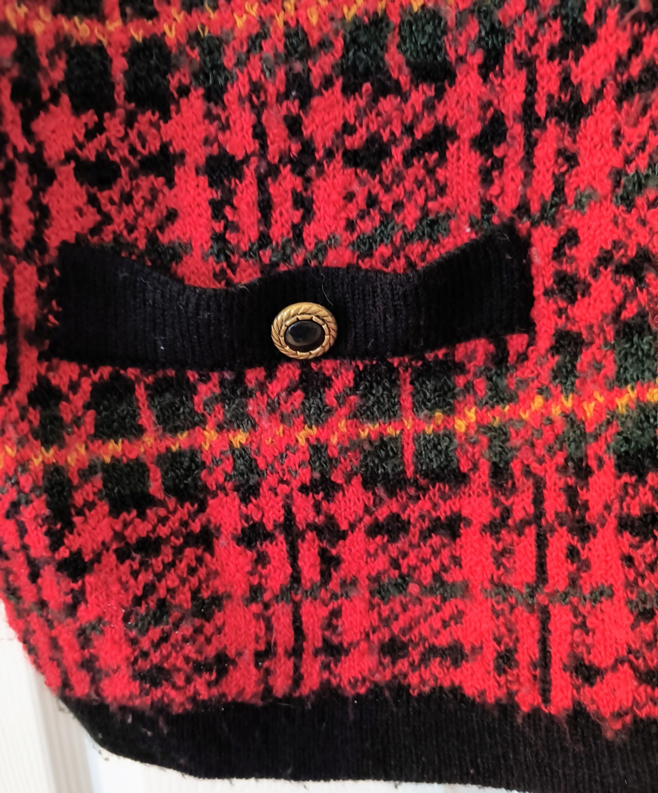Vintage Plaid Segue Sweater Size 2X Red Green Black And Gold