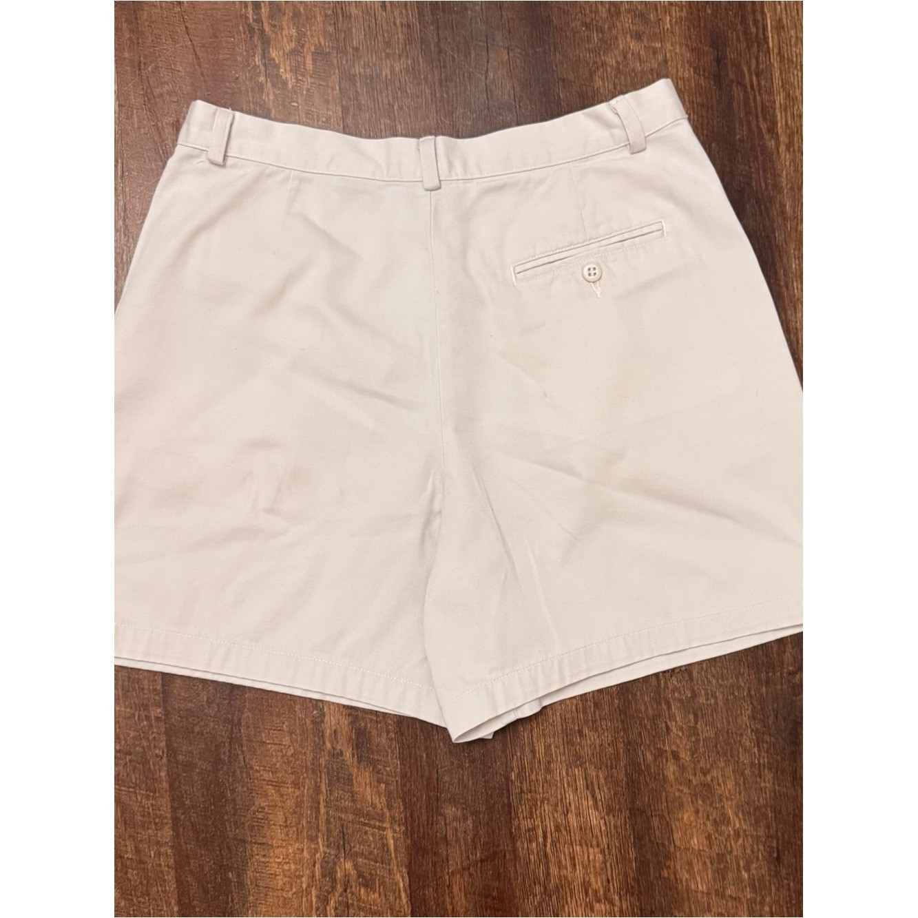 Vintage Y2K Dockers Khaki Cotton Shorts Women’s Size 12 High Rise 6″ Inseam