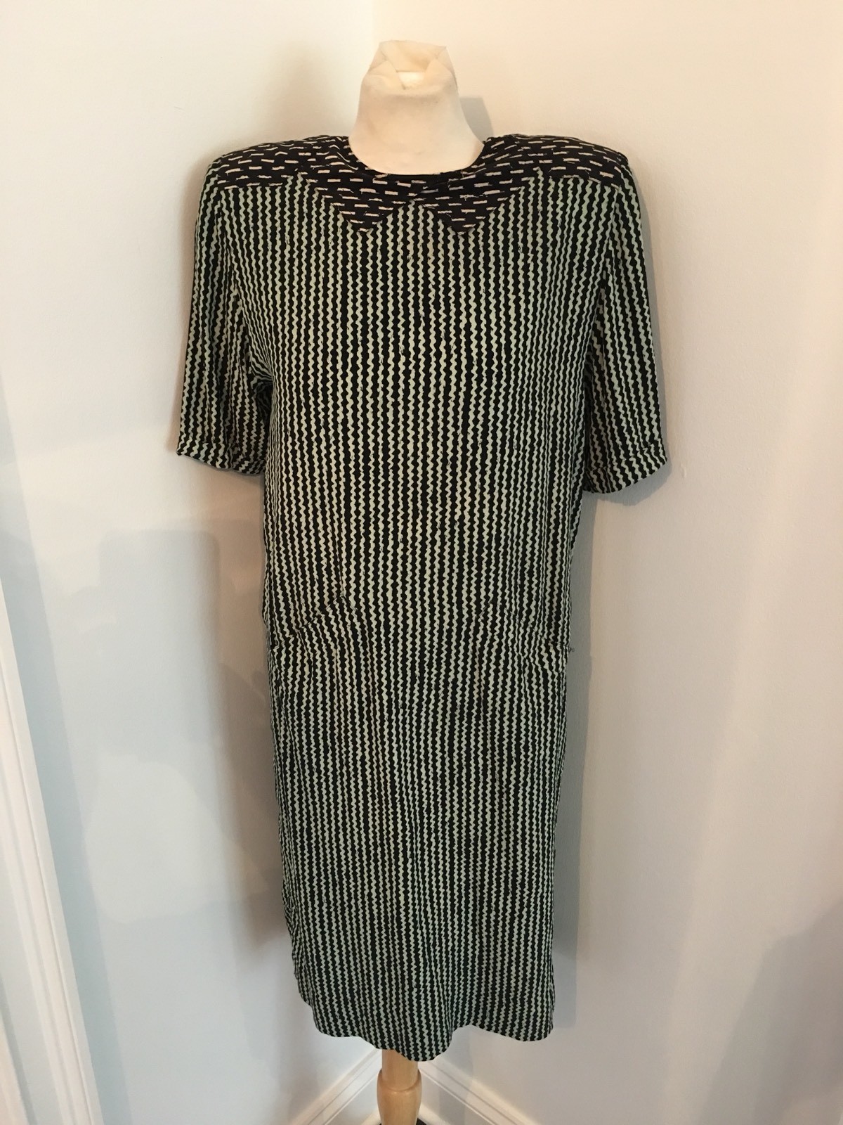 Vintage 70’s FENDI 365 Italy Silk Dress Size 46 Large EUC Rare
