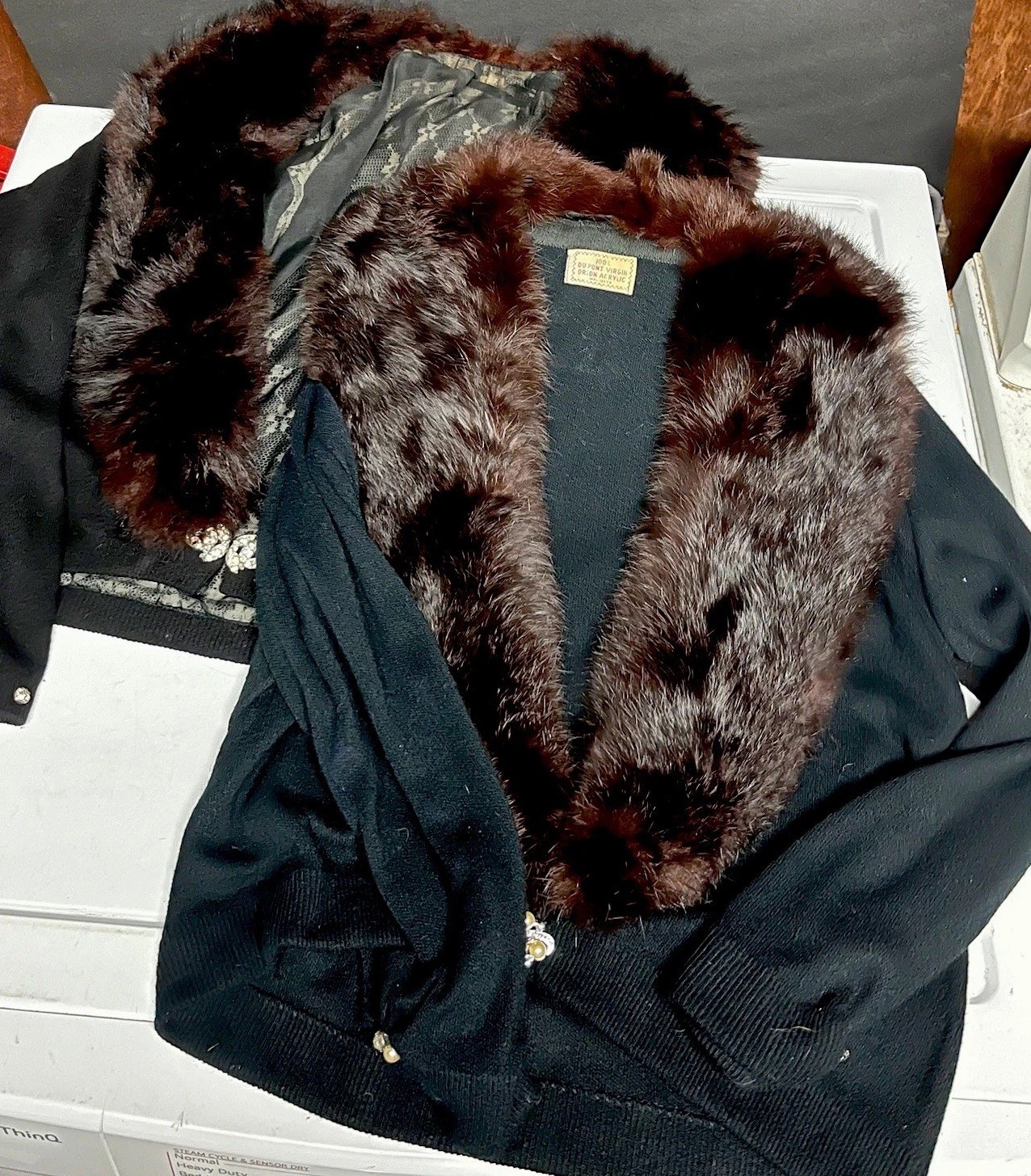 LOT x 2 Women’s 1950s Vintage Cardigan Sweater Real Fox Fur Shawl Collars-Sz M