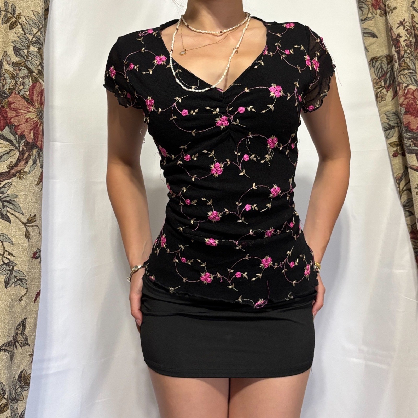 WRAPPER Vintage Y2k black top with hot pink floral design all over the front