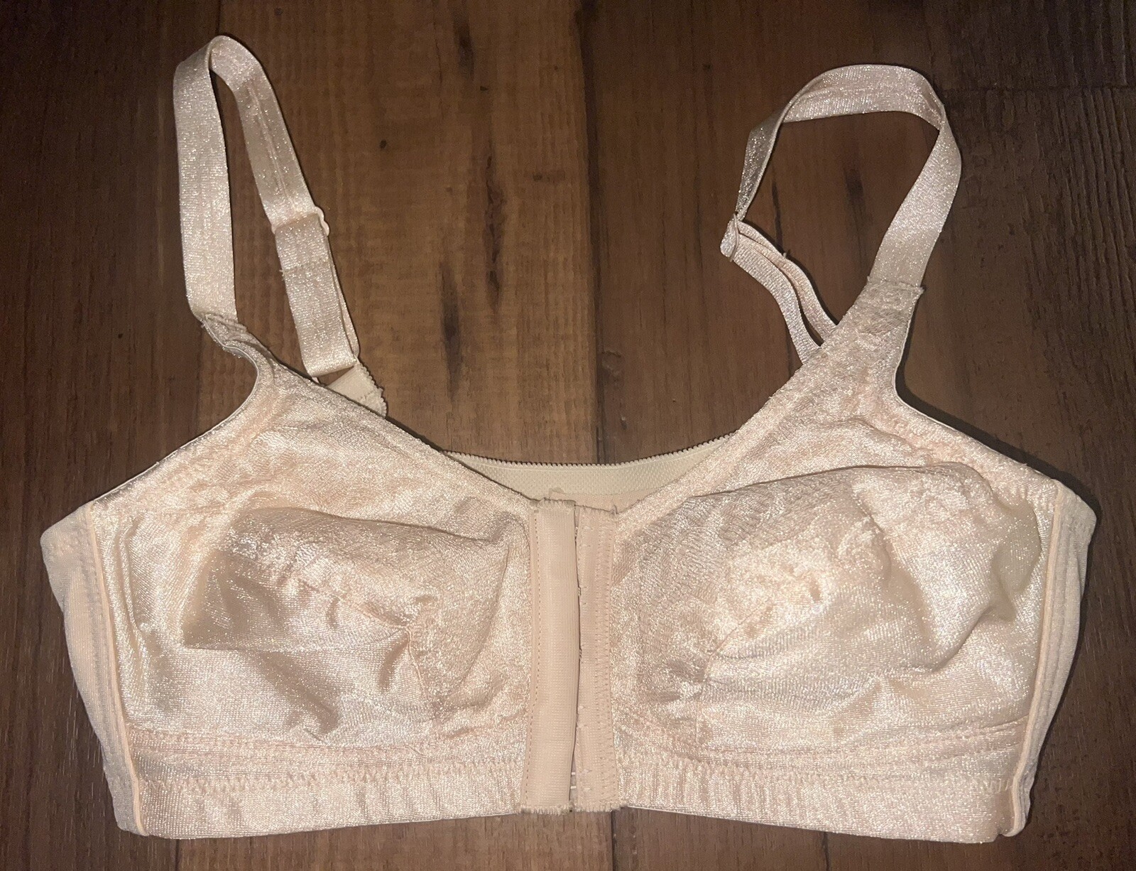 Vintage Perfection By Spenco Bra 32A Beige Mastectomy Bra Front Closure Satin