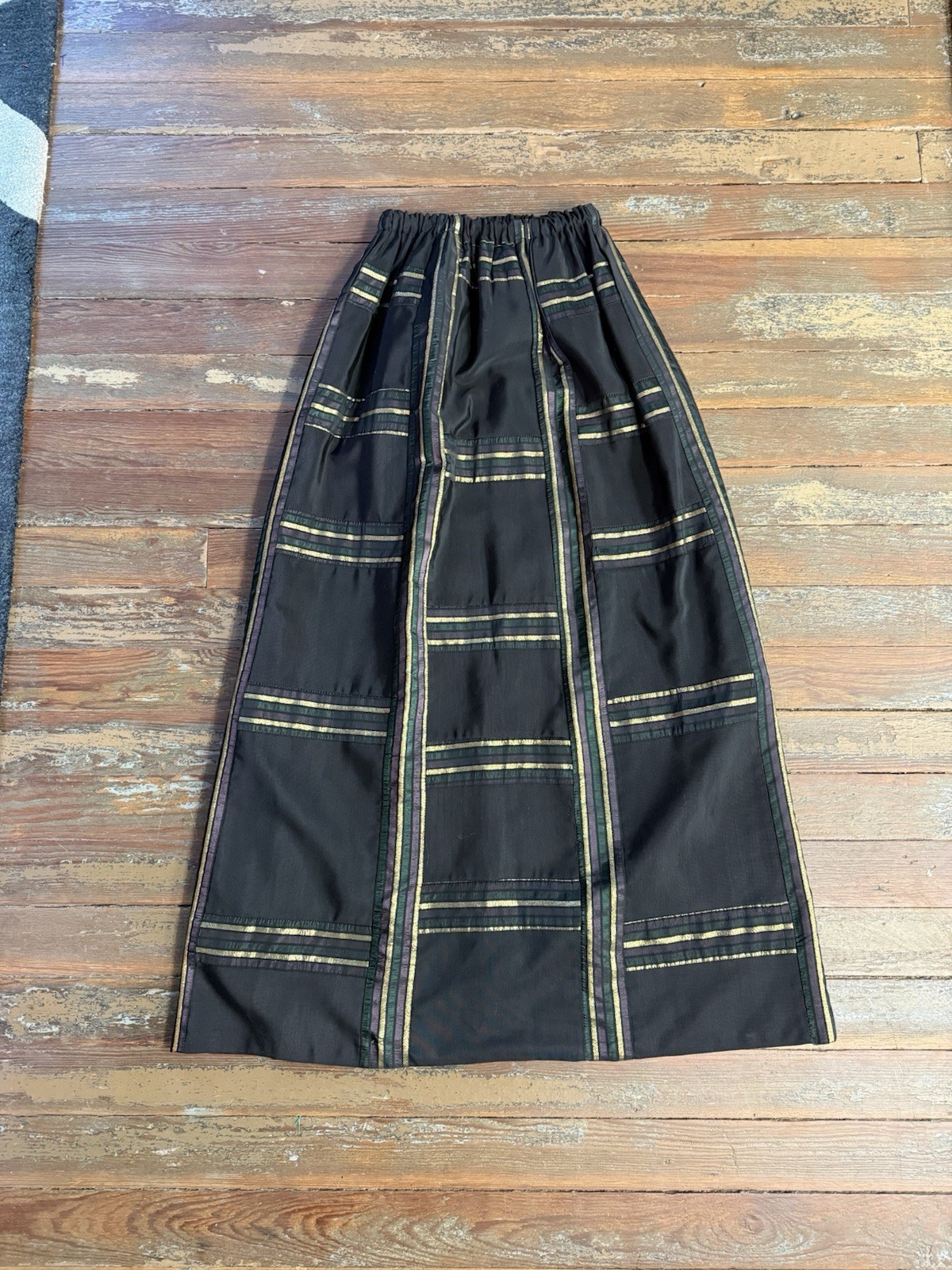 Vintage Mr Hank Black and Gold Plaid Elastic Waist Maxi Skirt Sz Small 💚🍄