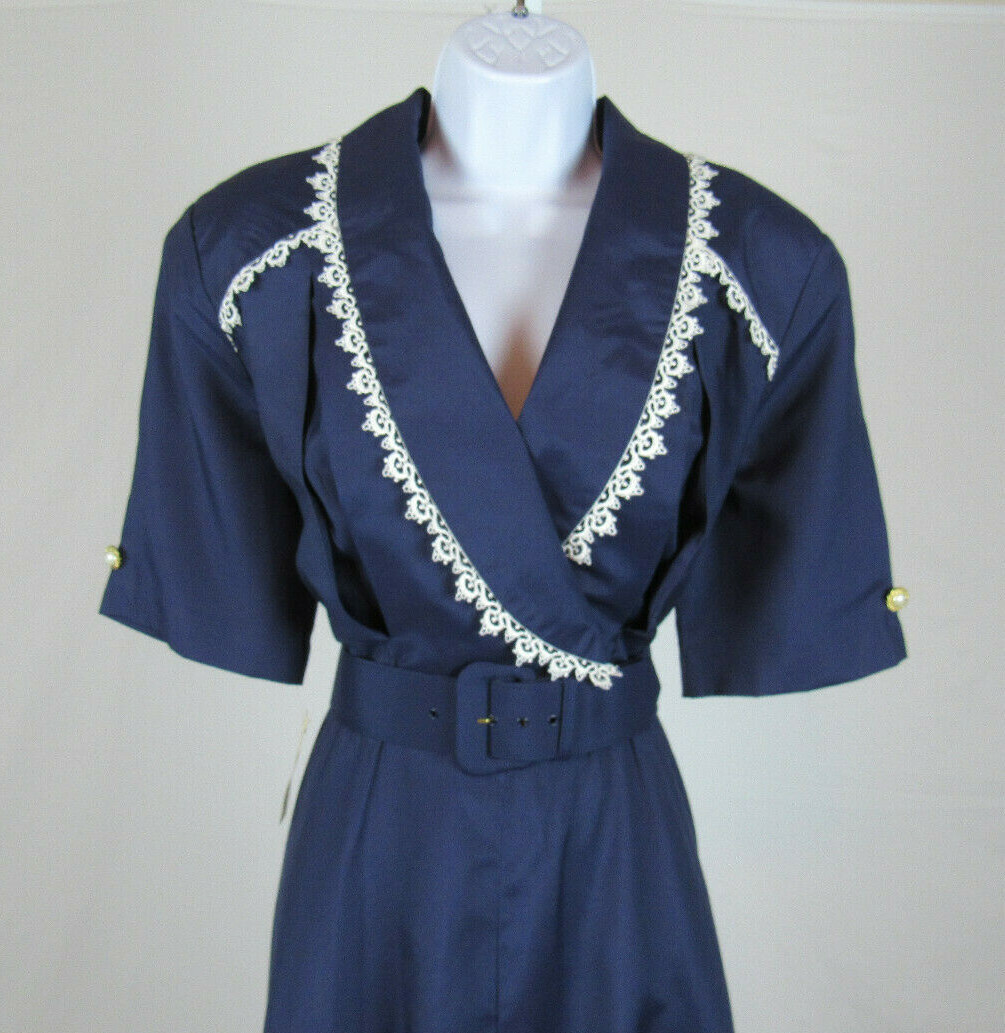 VTG 1970s 80s BETSY LAUREN BLUE DRESS SIZE 9-10 WHITE LACE TRIM BELT POLY RAYON