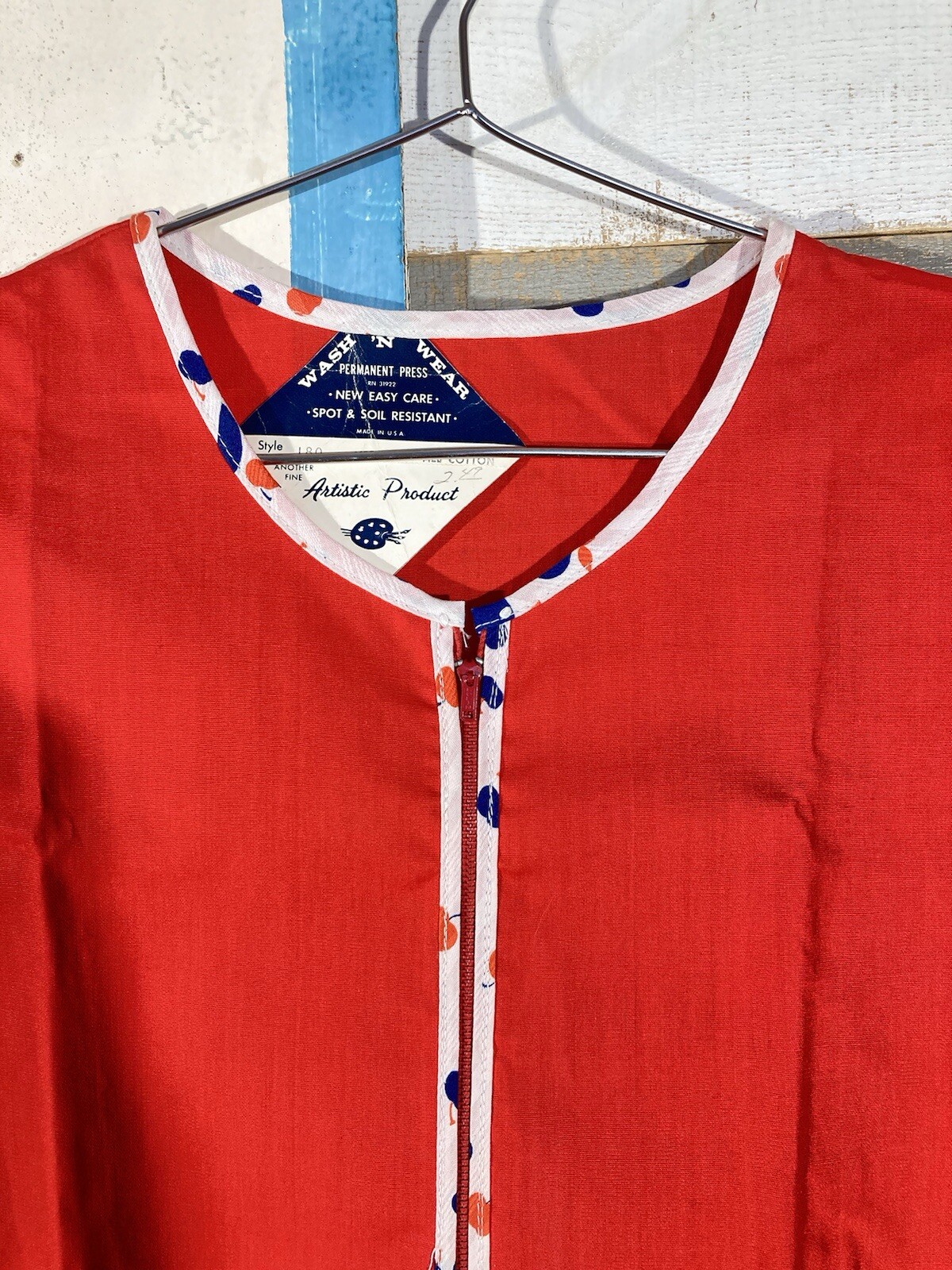 Vintage 60s 70s DEADSTOCK Apple Kitchen Smock Apron Zip Up Baking Wear NOS RED M