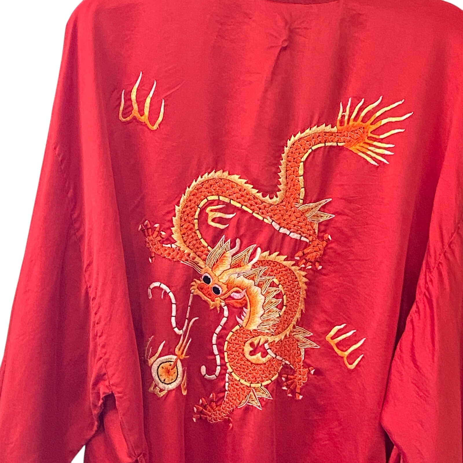 Golden Deer Kimono Robe Size Medium 100% Silk Red Hand Embroidery Dragon Vintage