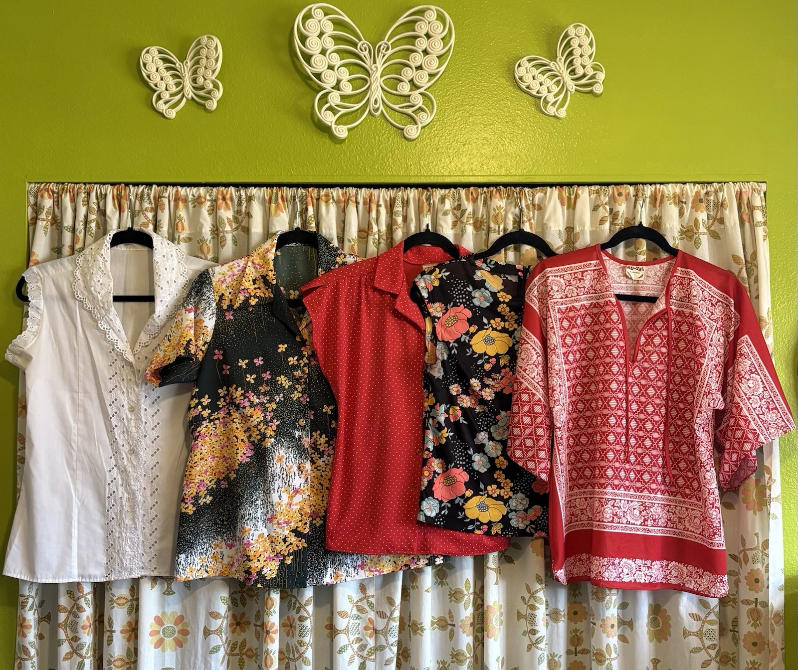 Vintage 70s 80s Lot of 5 Shirts #1 Medium Large Flower Power Hippie Mod