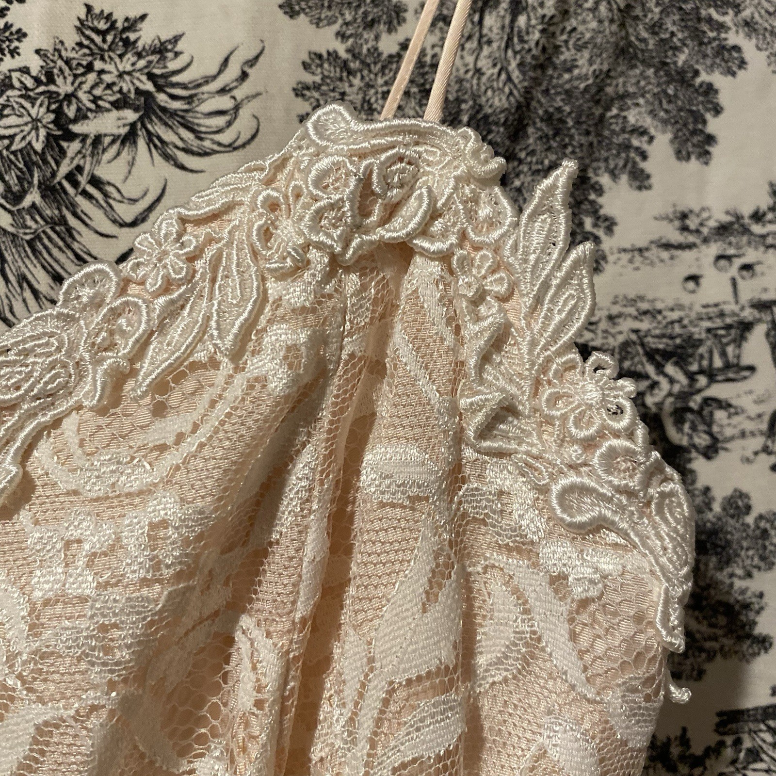 Vintage 1980s Cachet By Bari Protas Peachy Pink Lace Pencil Dress