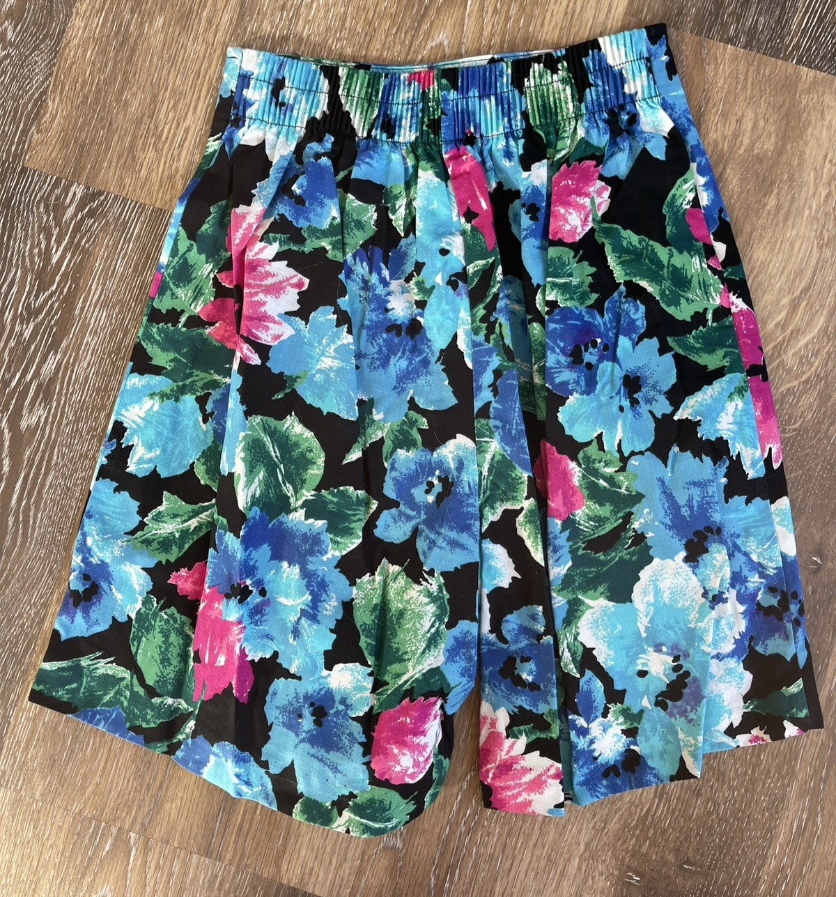 Vintage Byer California Women Top and Shorts Floral Set Black Blue Pink S & M