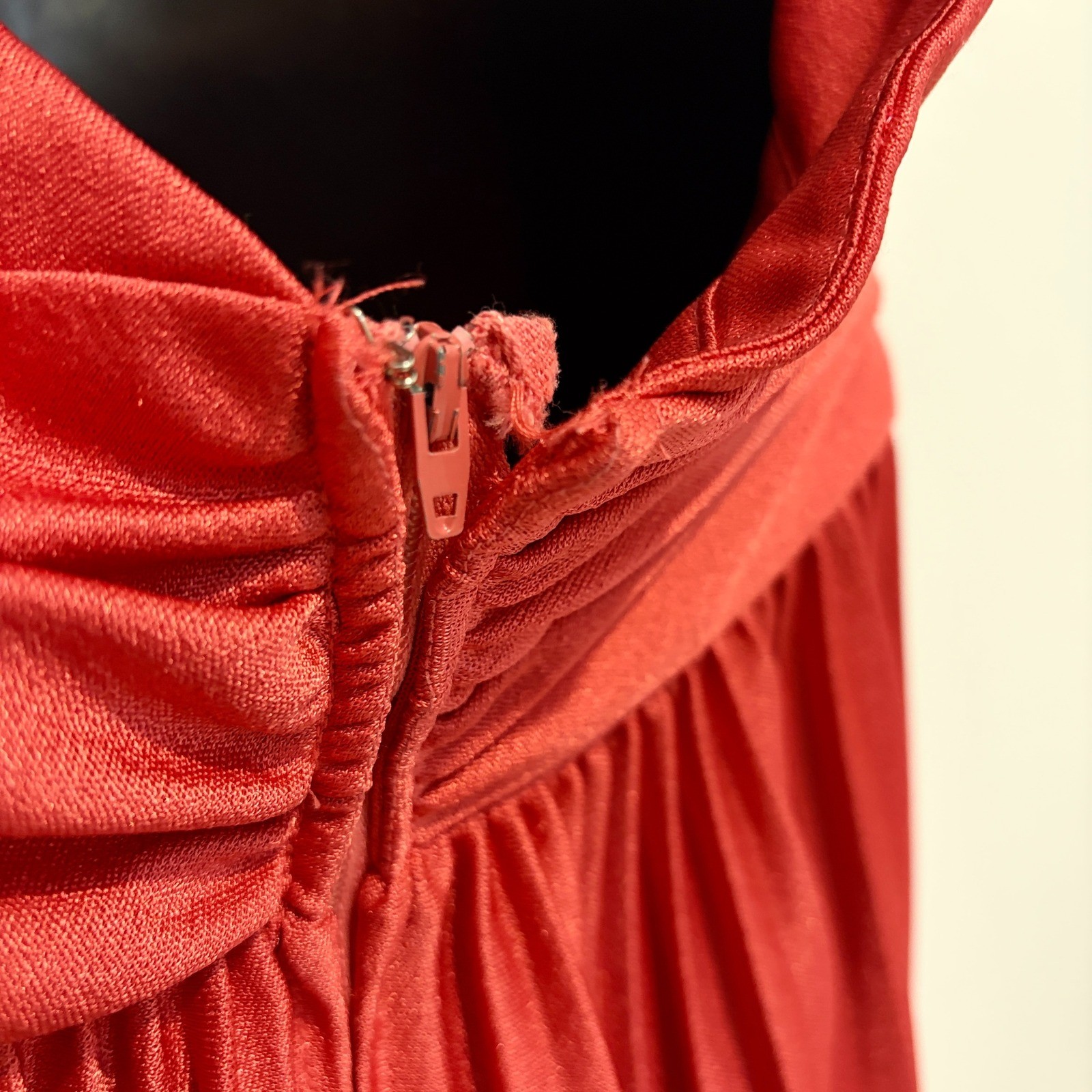 Vintage Halter Dress Pleated Ruched Plunge Red Size M L38 W15